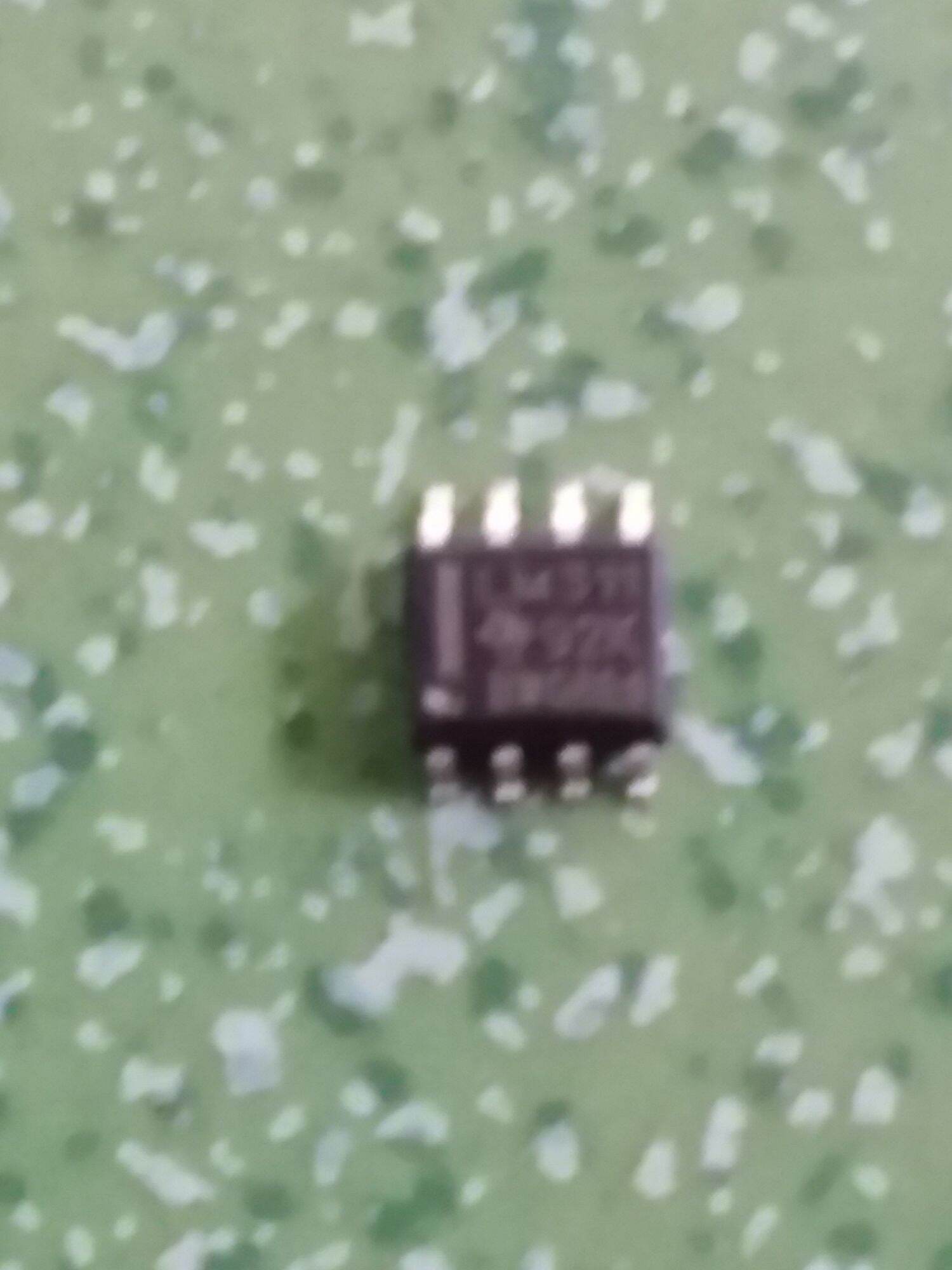 1 chiếc ic dán lm311