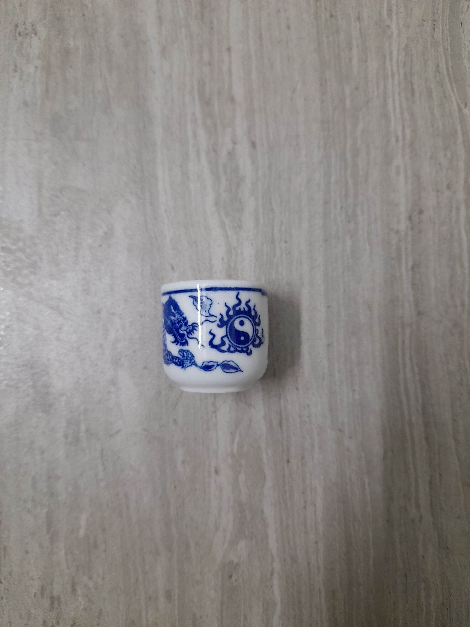CHÉN KỶ GỐM SỨ BÁT TRÀNG