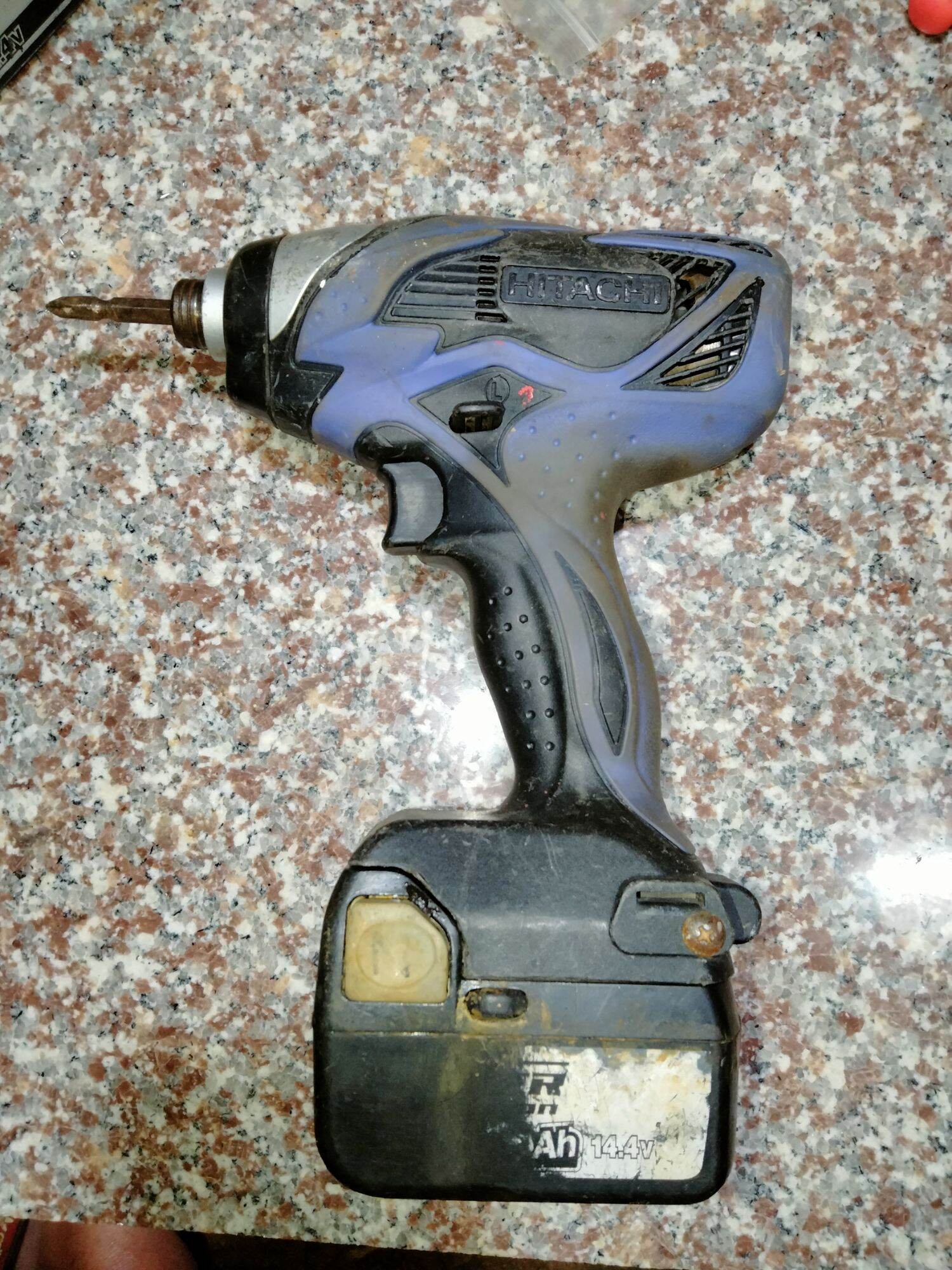 Máy bắn víc Hitachi 14,4v