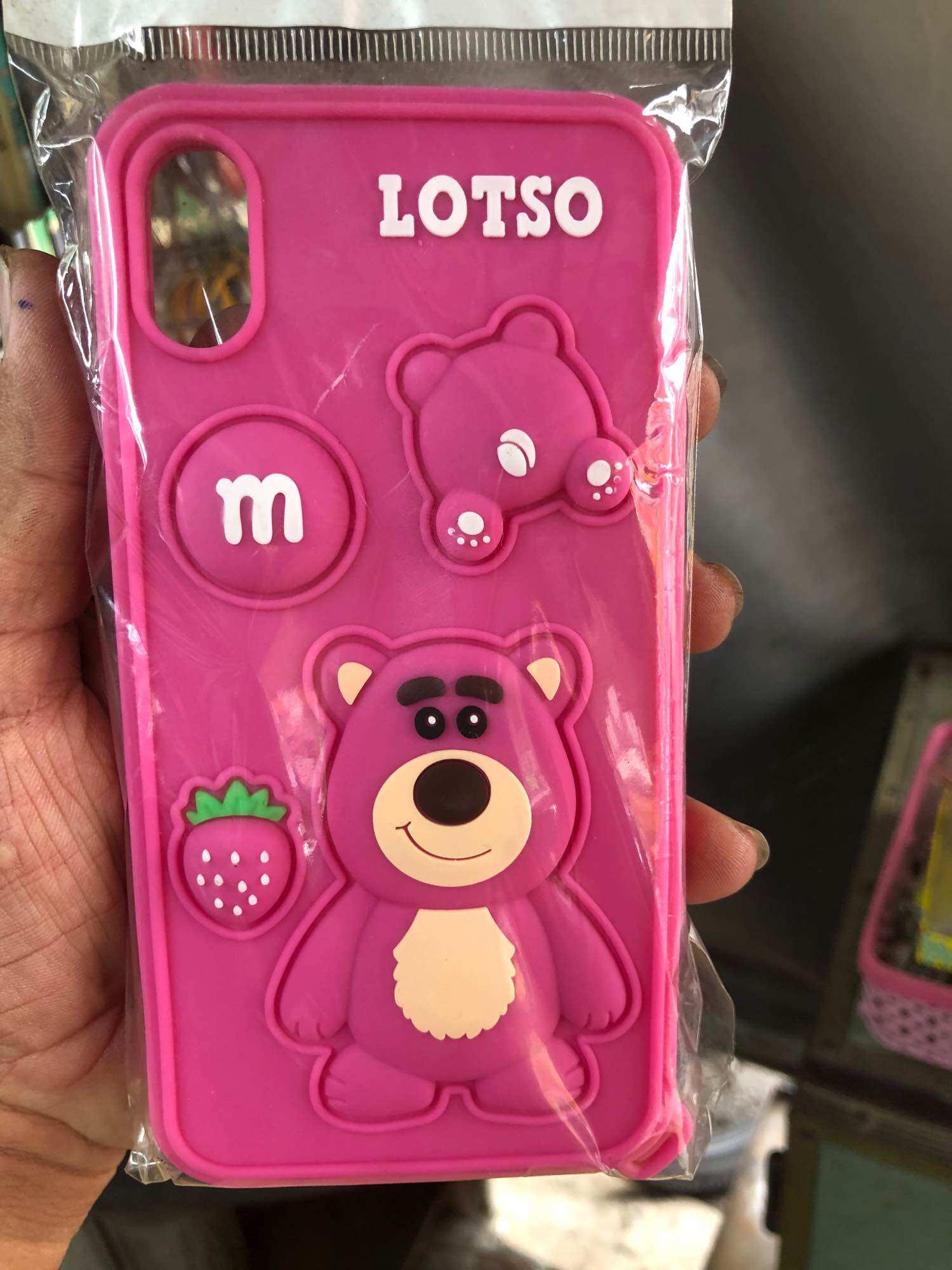 Ốp lưng iPhone XS/XSmax dẻo lưng hình gấu dâu
