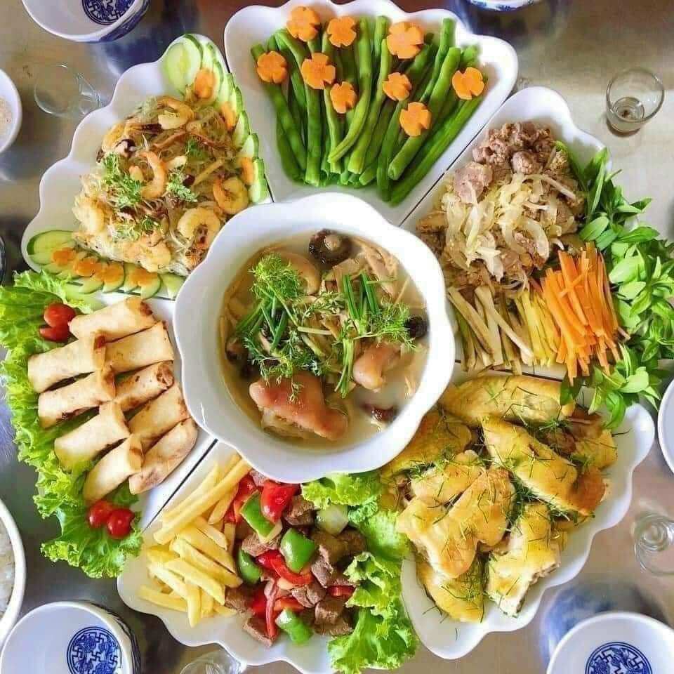 Bộ bát đĩa Hoa Mặt trời sứ Minh Châu