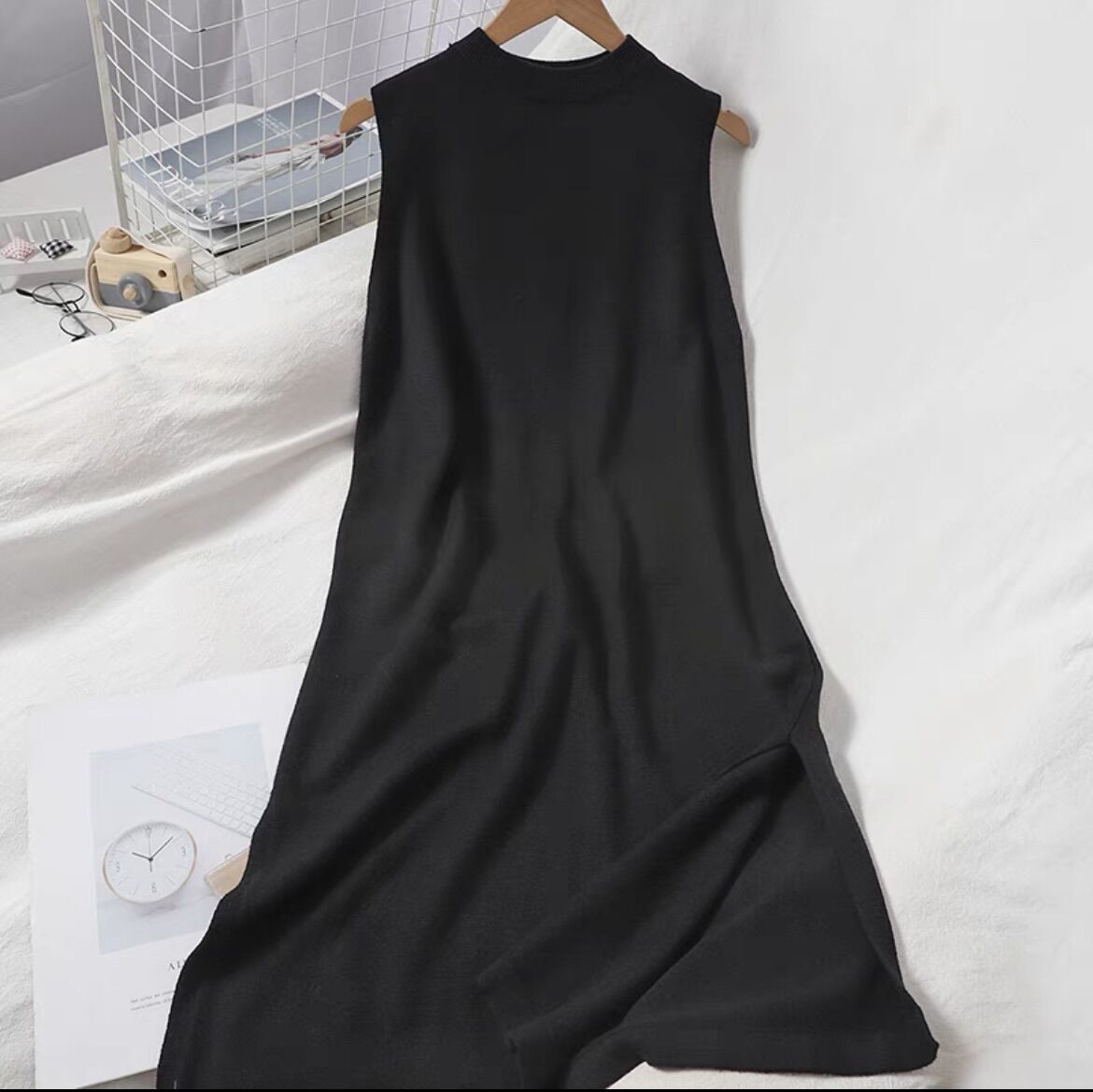 Váy len sát nách cổ tròn phong cách Hàn Quốc