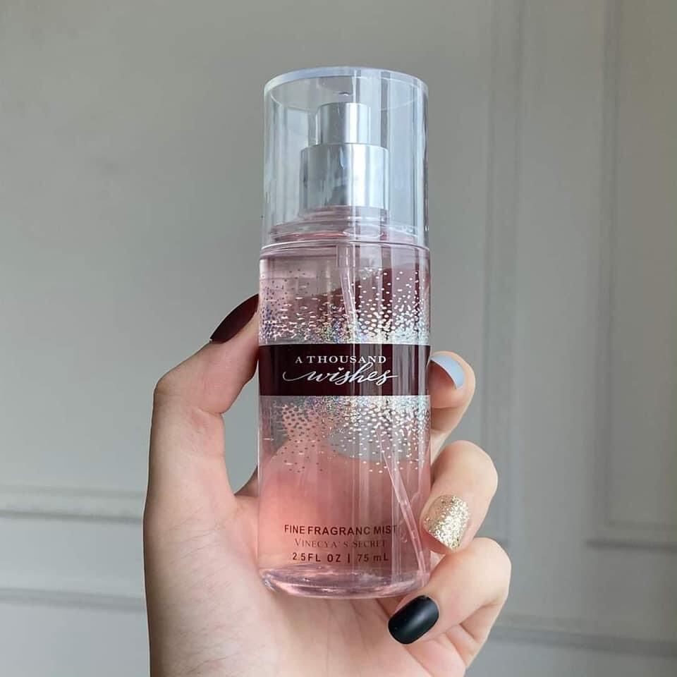 XỊT THƠM BODY VICTORIA'S SECRET INTO THE NIGHT - GINGHAM - YOU'RE THE ONE 75ML - Body mist 75ml