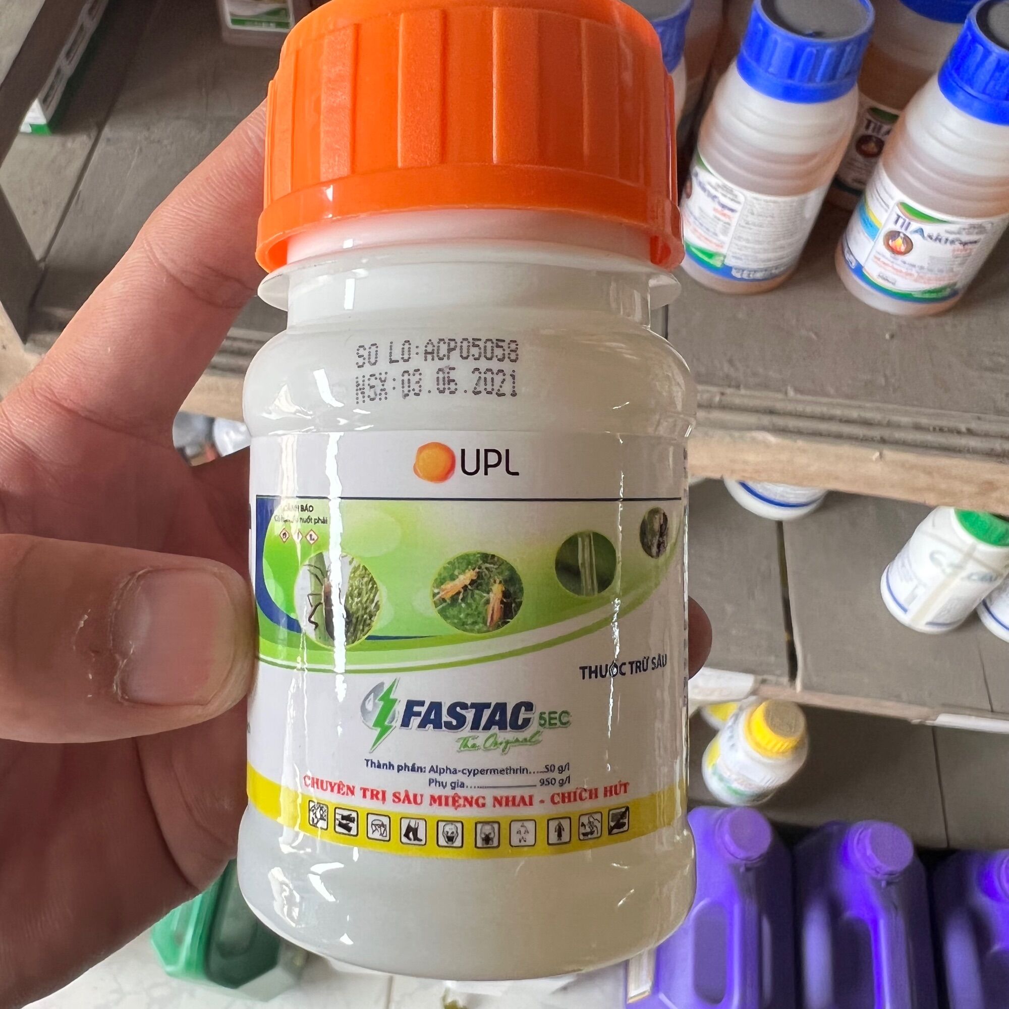 Diệt sâu xanh sâu da láng bọ trĩ sâu cuốn lá