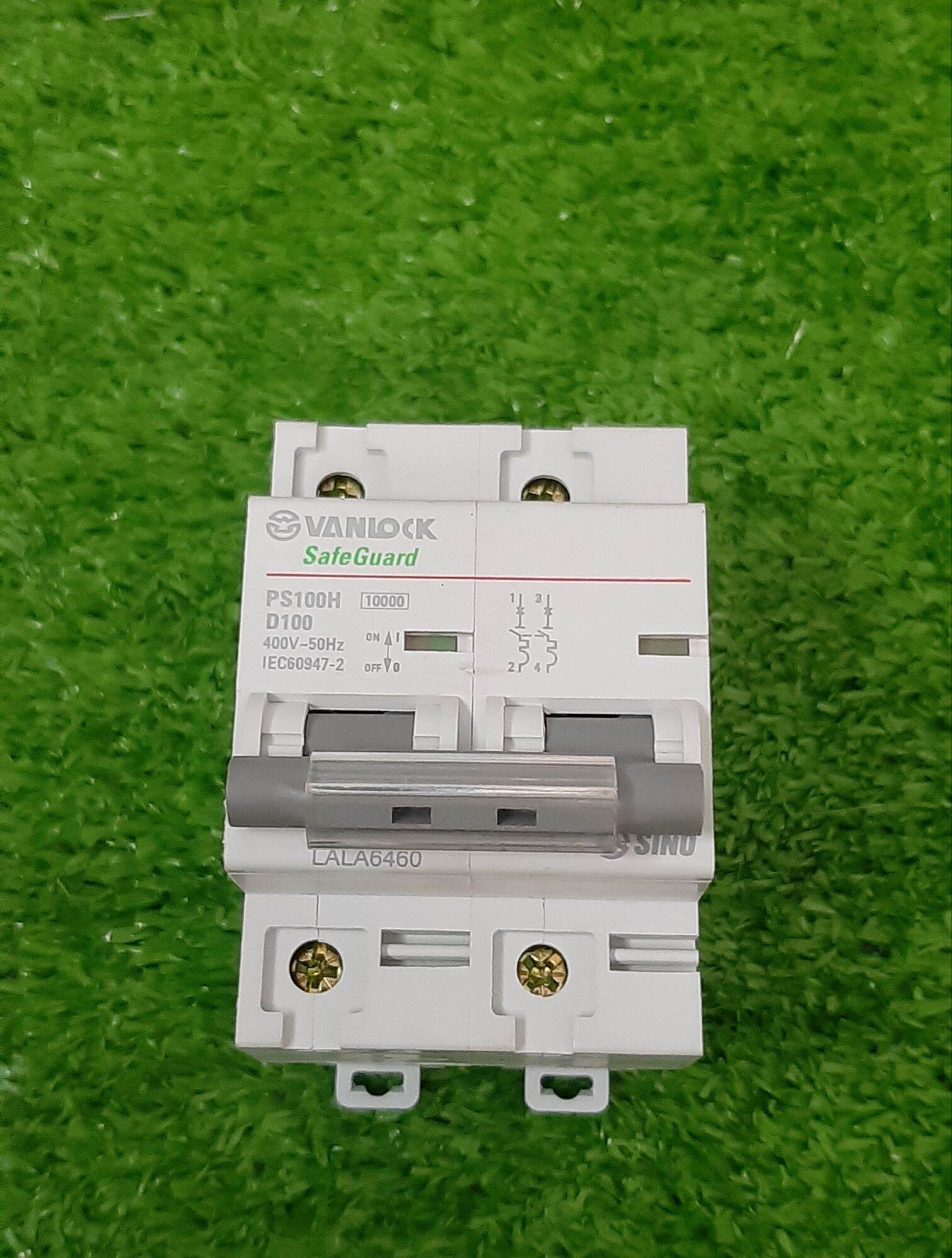 Cầu Dao Tự động ngắt 1PHA 100A SINO VANLOCK