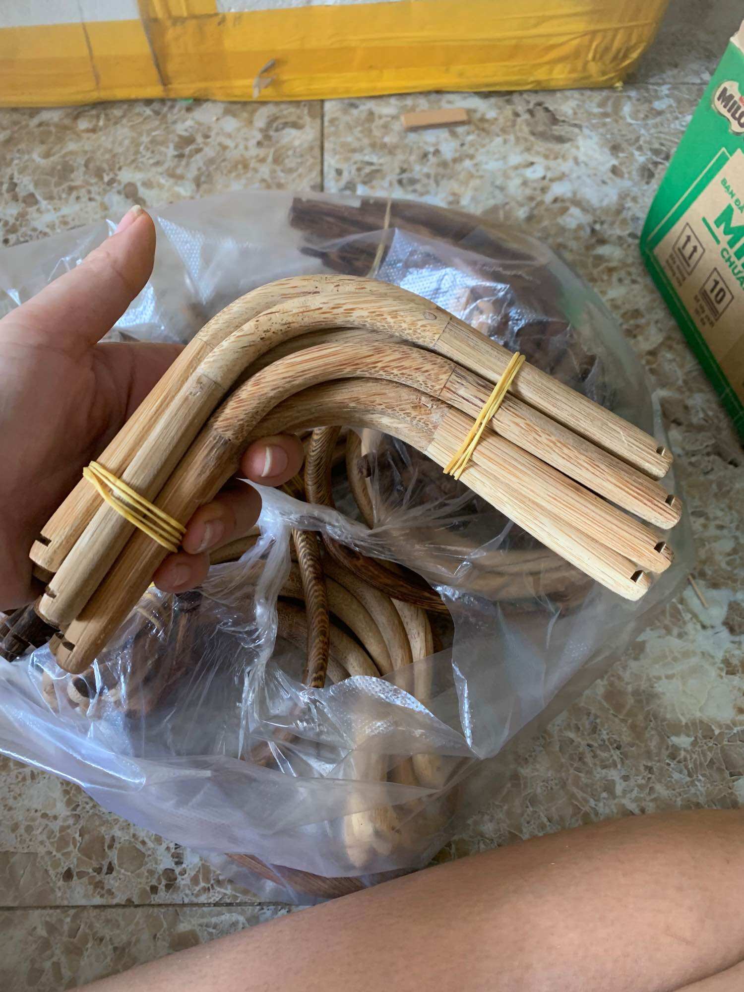 Cầu góc tre dành cho chim chào mào