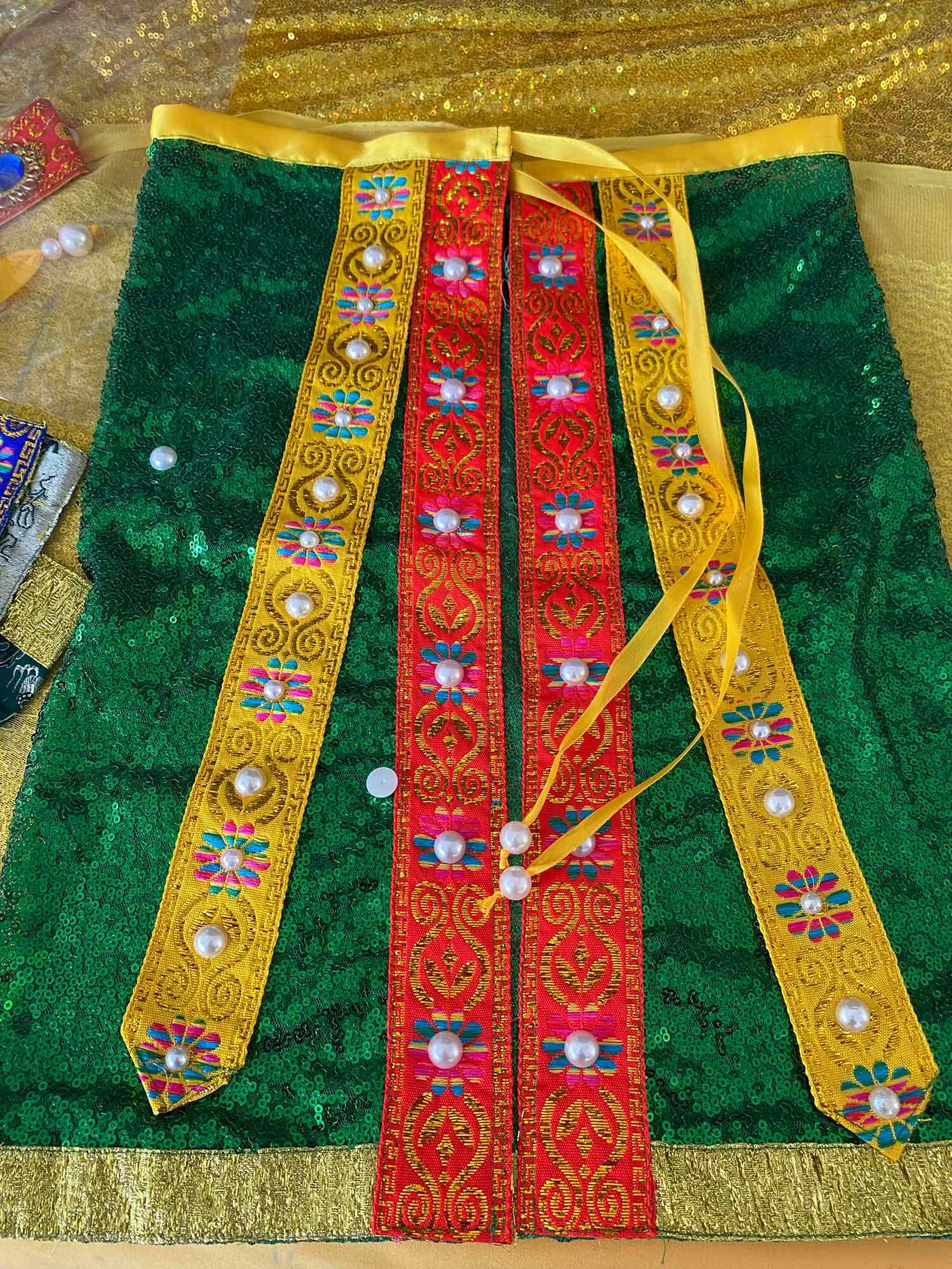 Mão Áo choàng Quan Thánh( tượng cao 30-45cm)