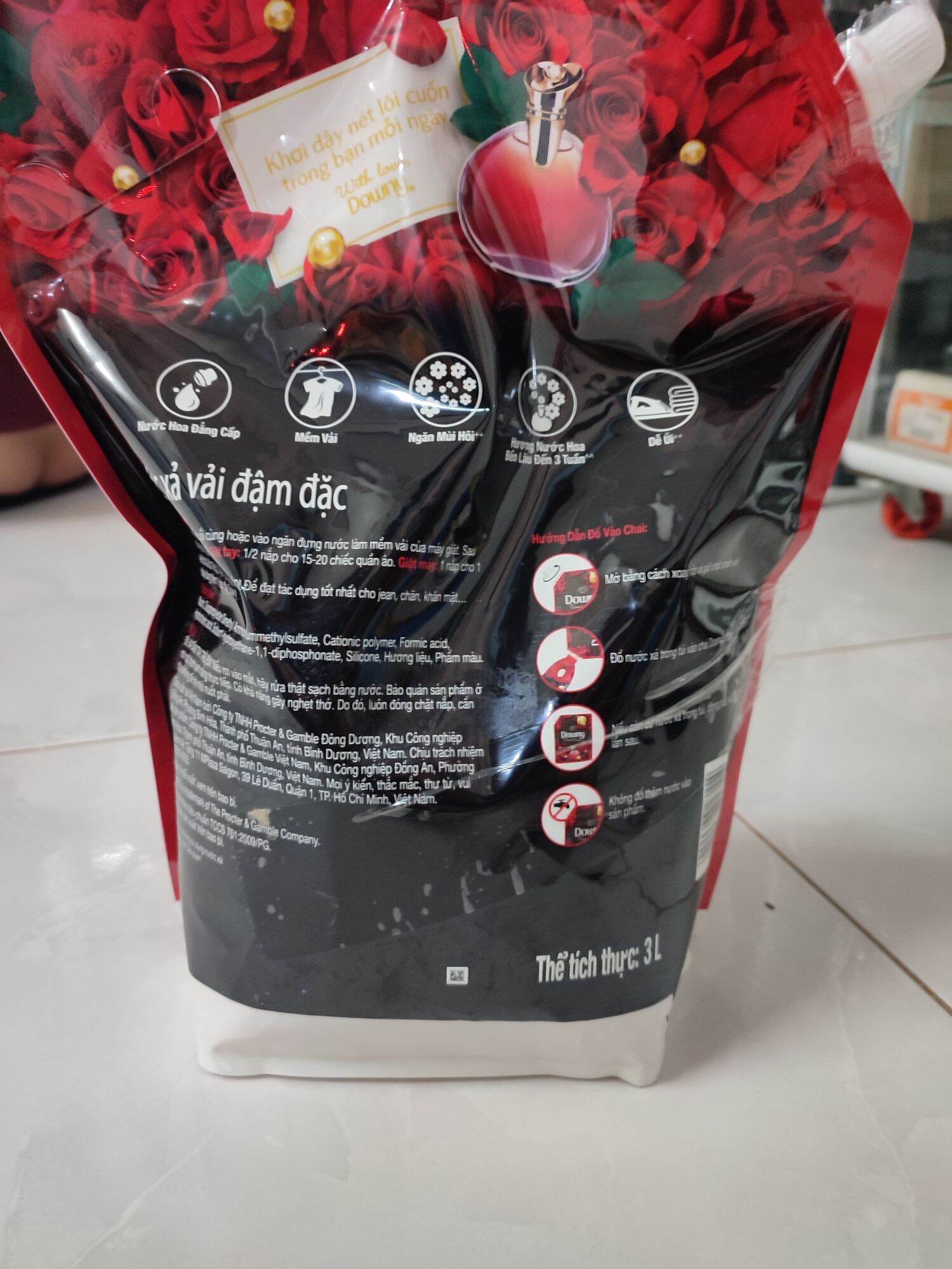 Túi nước xả vải Downy Đam mê 3L