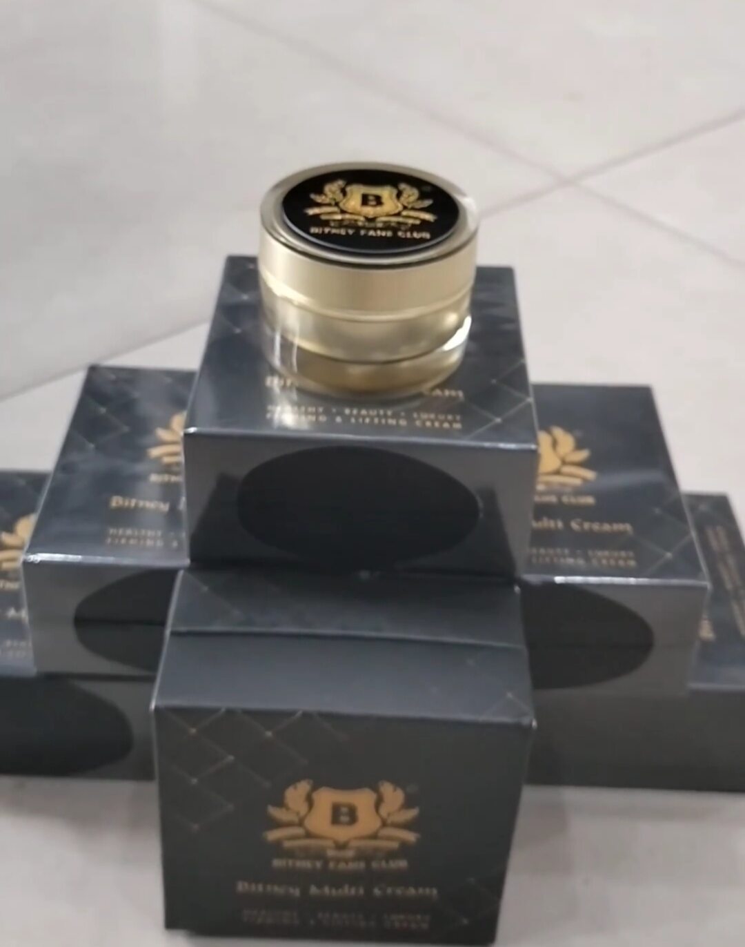 Bitney Multi Cream tuyệt vời chỉ sau vài phút