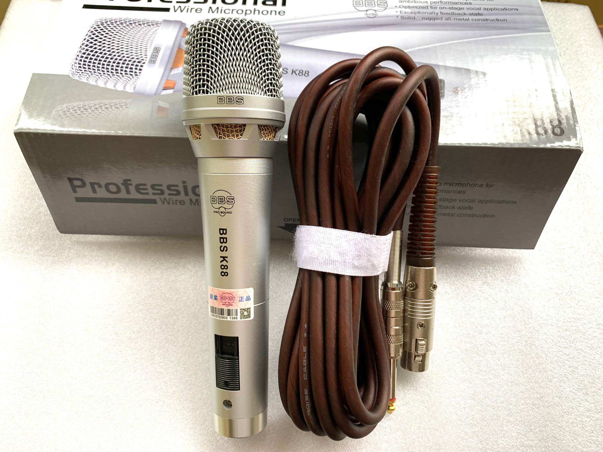 Made in Japan Micro hát karaoke Nhật Tomahawk chất âm tuyệt đỉnh