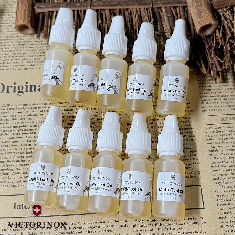 Dầu bảo quản dụng cụ Victorinox Multitool Oil 10ml