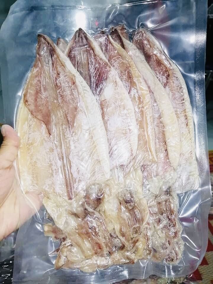 1kg mực khô ngon ngọt chất lượng hàng đầu từ phú quốc loại 18-20 con