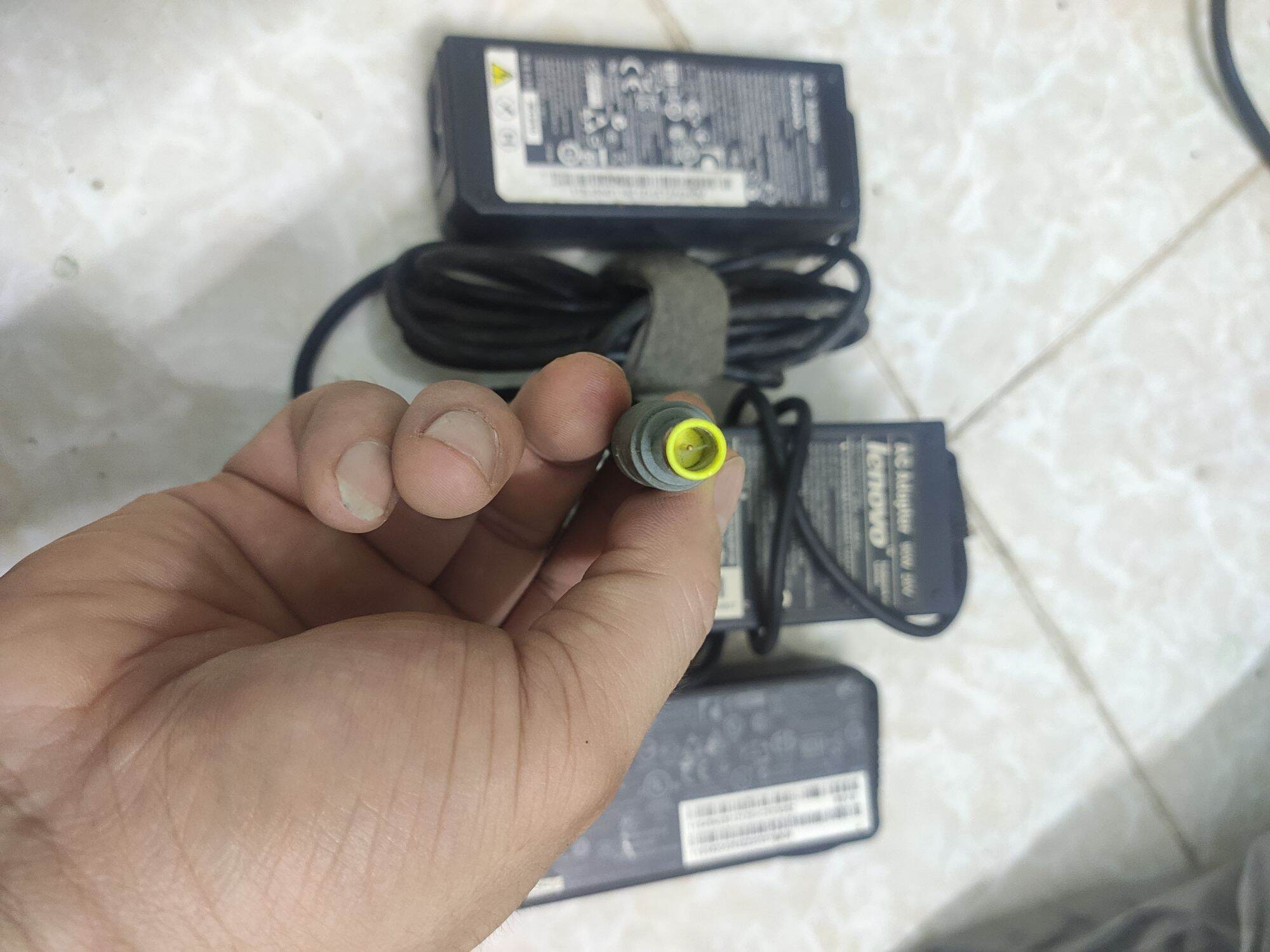 Sạc laptop Lenovo ThinkPad chân Kim to