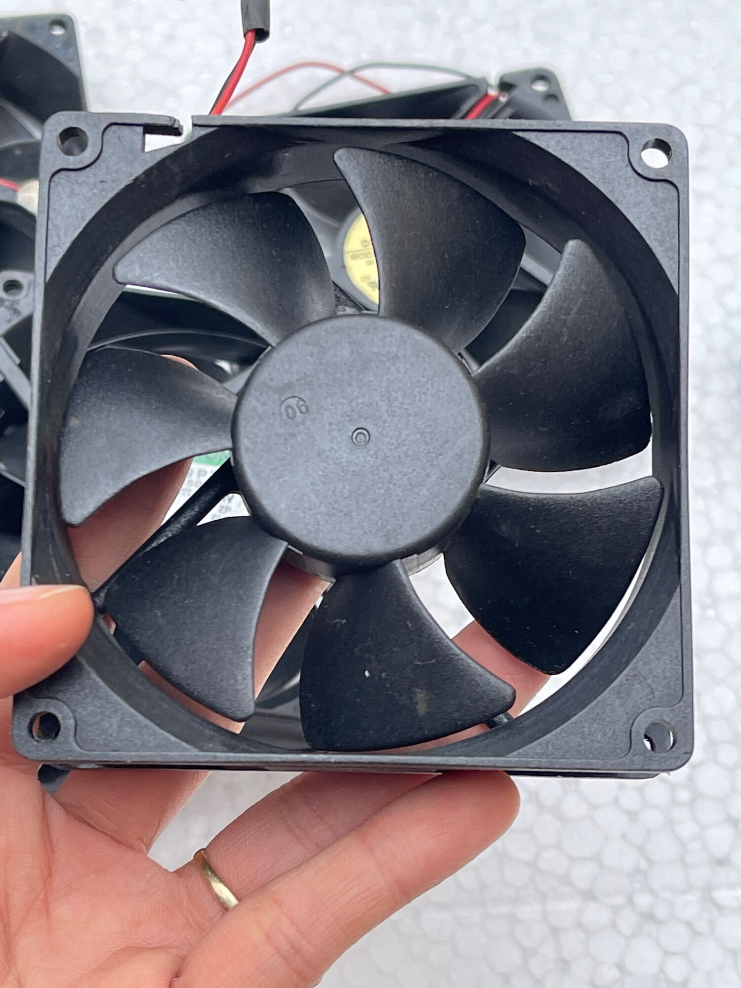Combo 2 quạt 12v Fan 9x9 2 dây