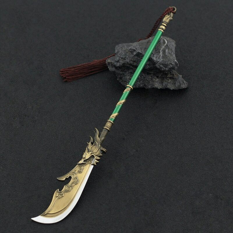 Mô hình trảm mã thần long đao 22cm.
