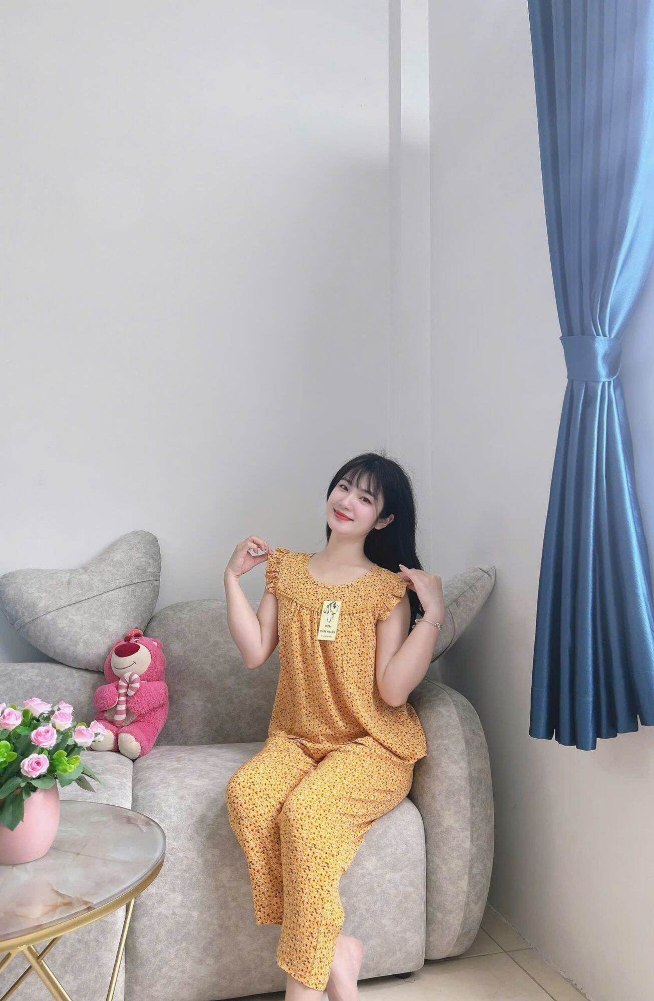 HÓT TREND ĐỒ BỘ 9 TẤC VẢI MANGO CUBIS SHOP ( CHỈ GIAO MÀU HỌA TIẾT HOA NHÍ NGẪU NHIÊN)