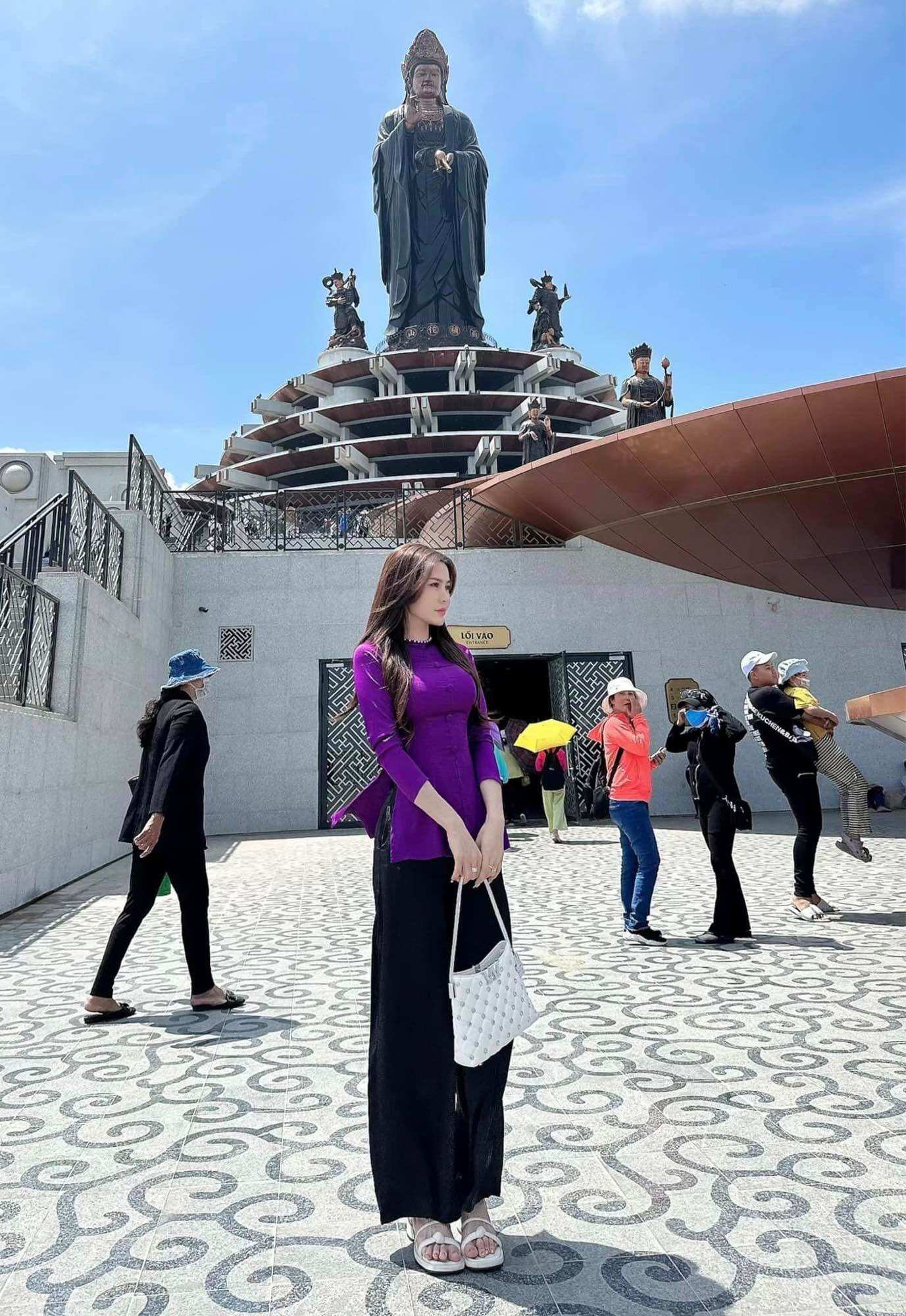Bộ bà ba chất lụa cao cấp mịn rũ mát có size lớn bigsize