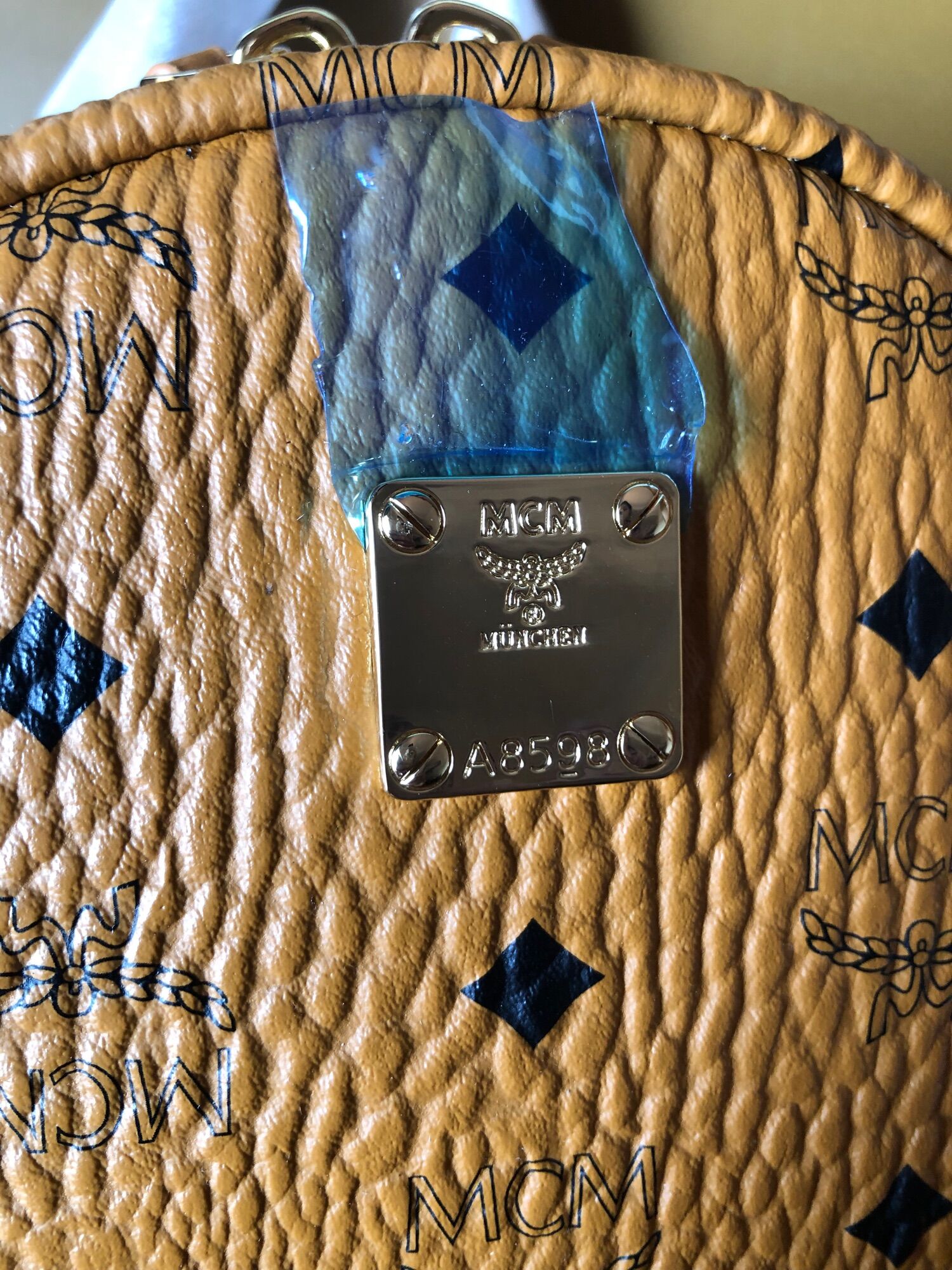 Balo m.c.m size 27