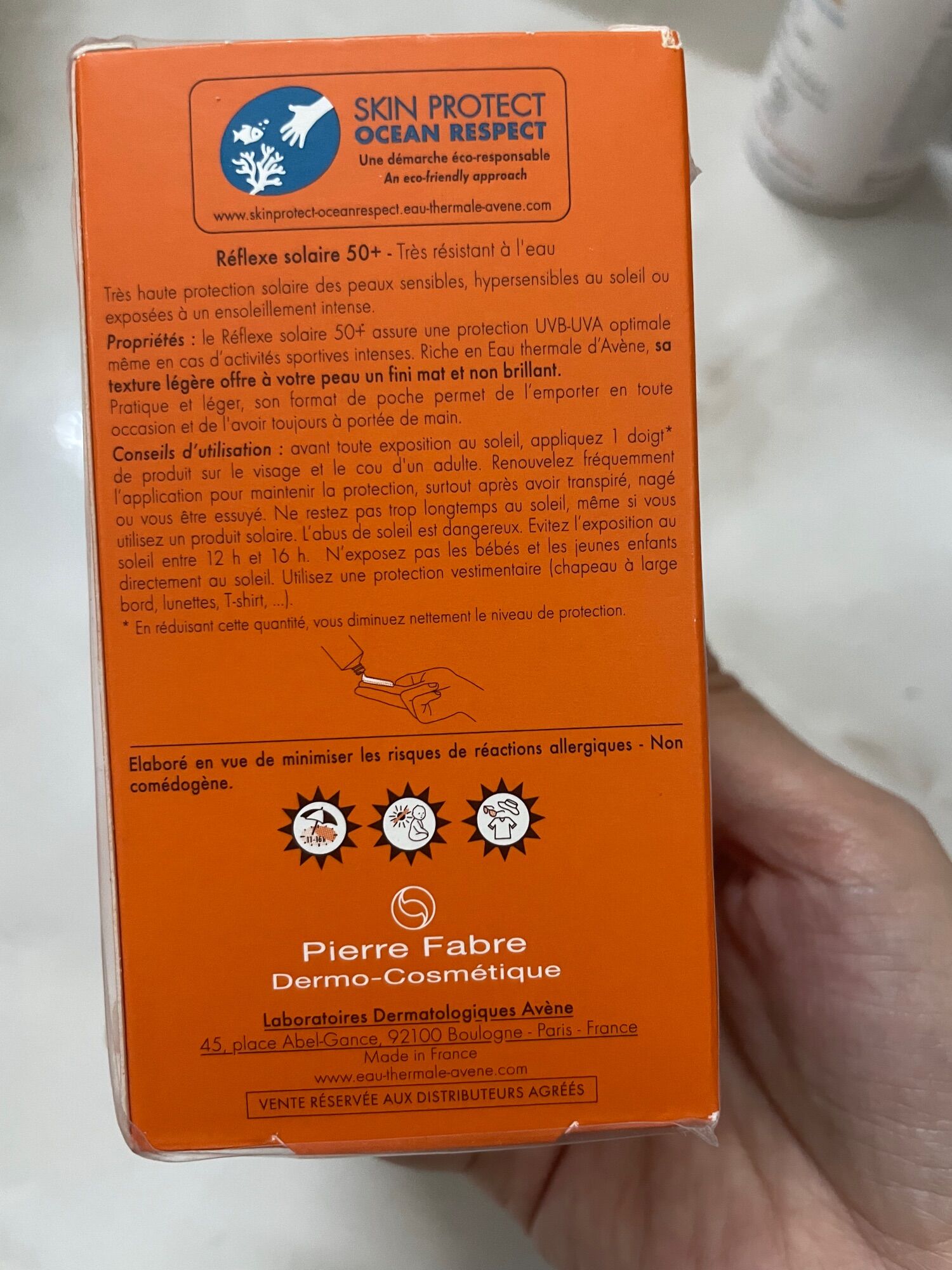 Kem chống nắng AVENE REFLEXE SOLAIRE SPF50+