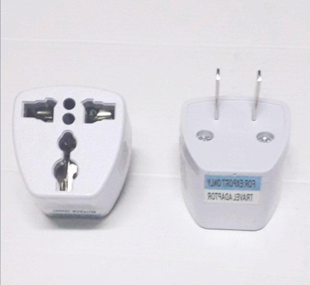 phích cắm dẹp 2 chân ra 3 lổ x 1.cái