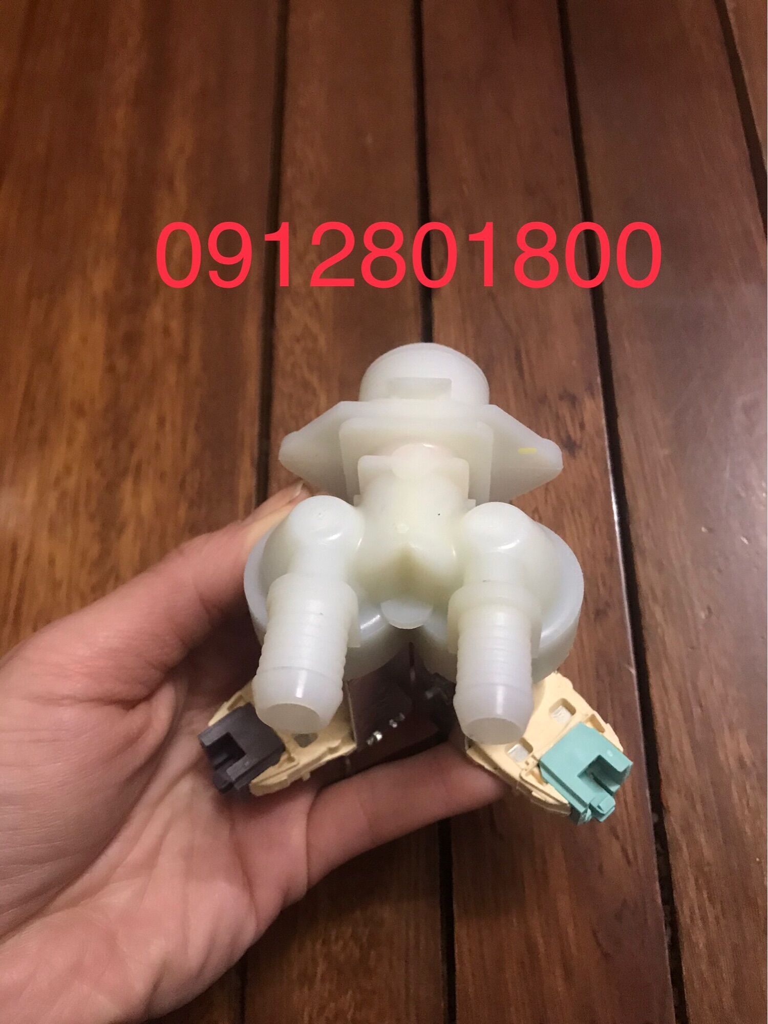 Van cấp nước đôi máy giặt Electrolux chính hãng