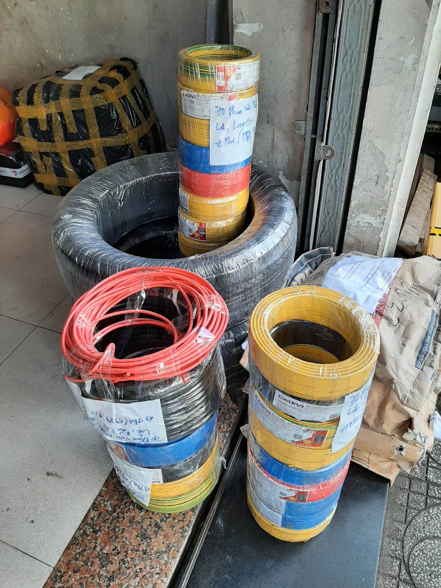 Dây cv 2.5 cadivi -100 mét