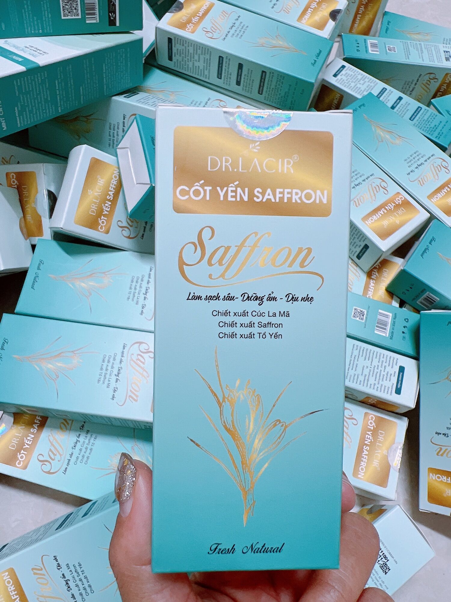 [Mini] Toner Cốt Yến Saffron Dr Lacir Cấp Ẩm Hỗ Trợ Se Khít Lỗ Chân Lông Dr.lacir 10ml