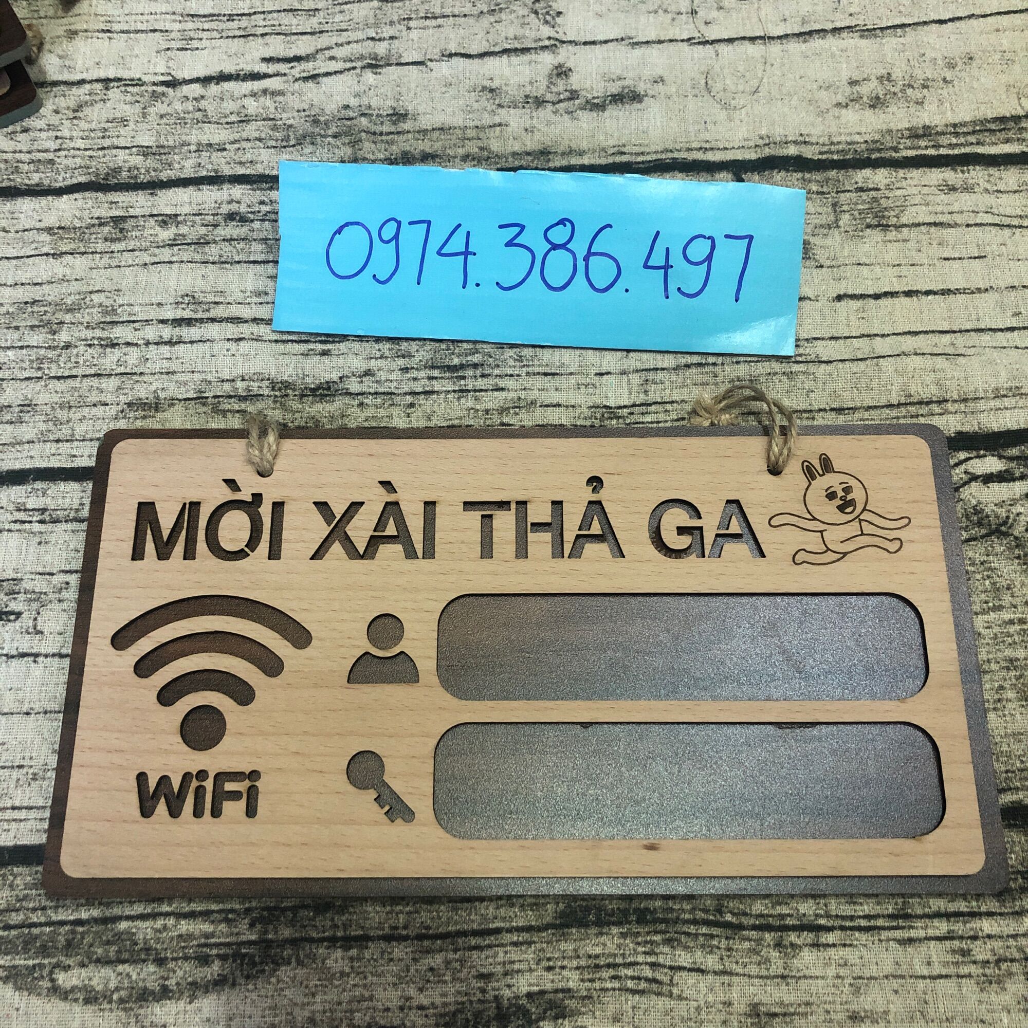 Bảng gỗ trang trí quán cafe Thông báo password mật khẩu wifi internet