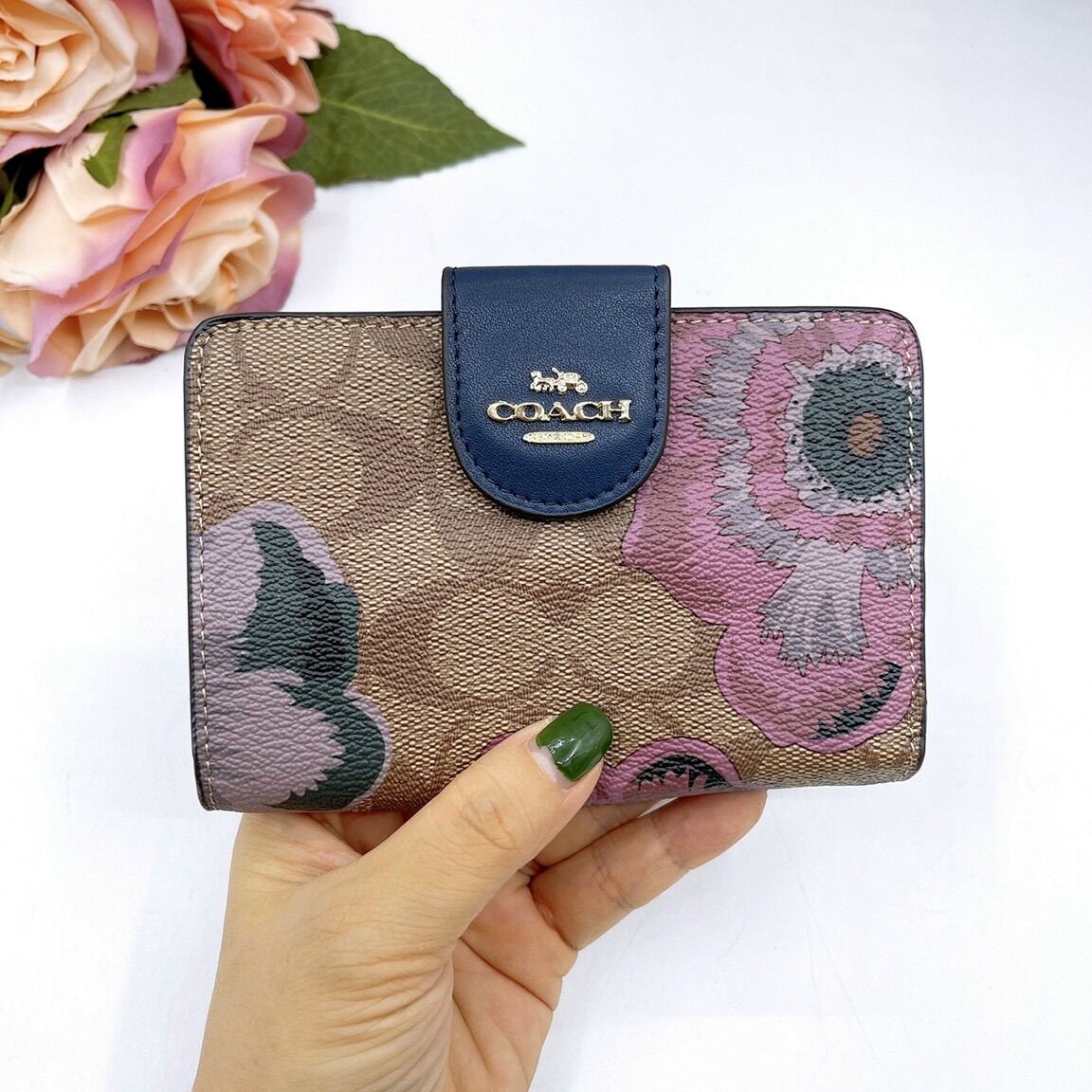 VÍ NGẮN COACH MẪU MỚI