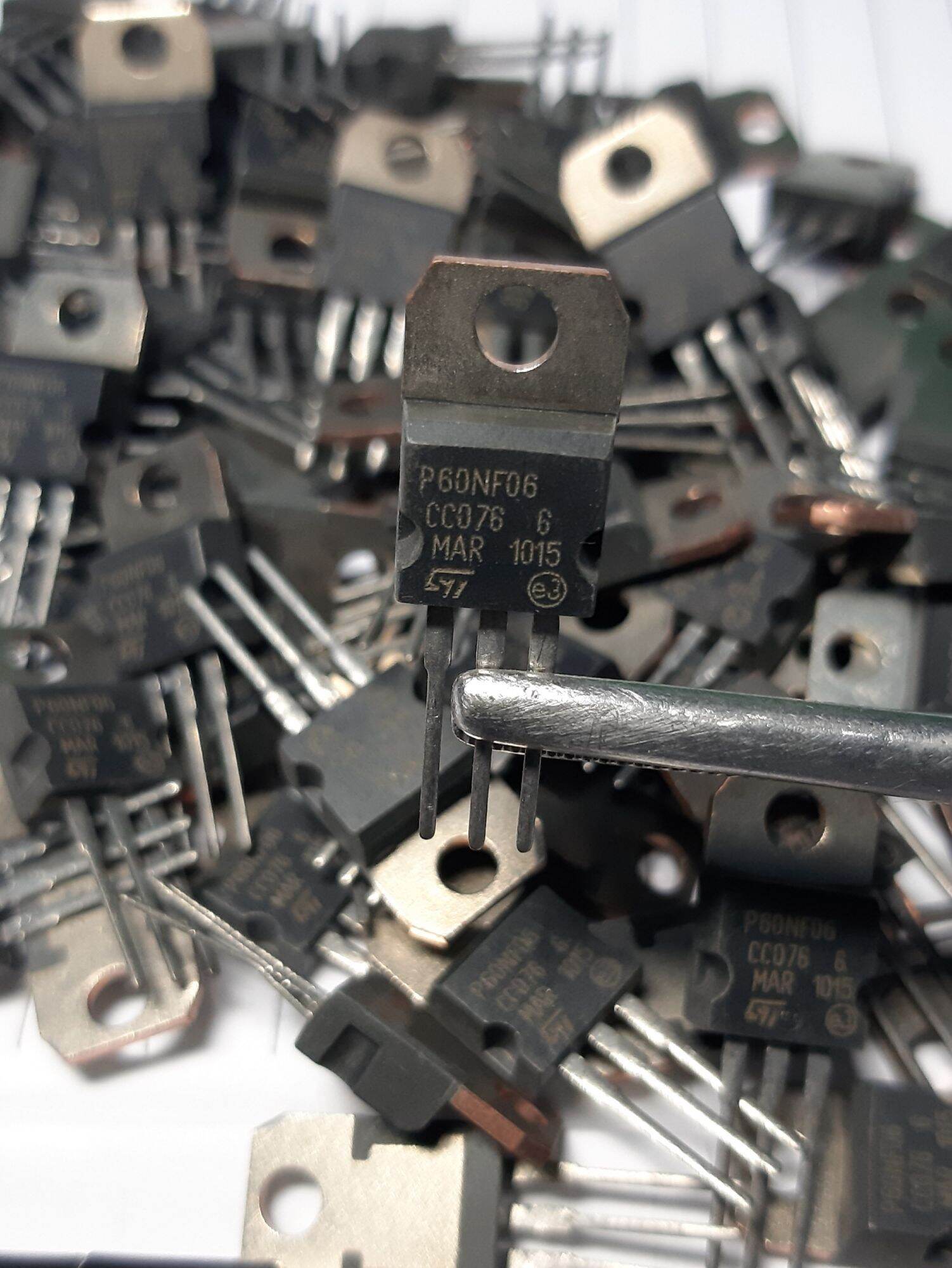 Mosfet 60N06 HÀNG MỚI TỐT(bộ 10 fet)