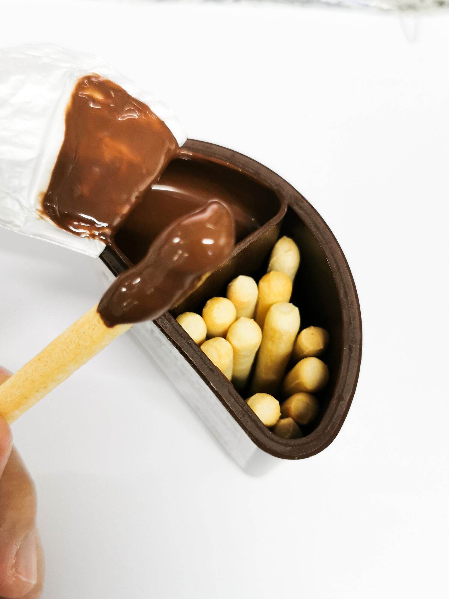BÁNH QUE CHẤM NUTELLA & GO -  best by 15/03/2023 (52g)