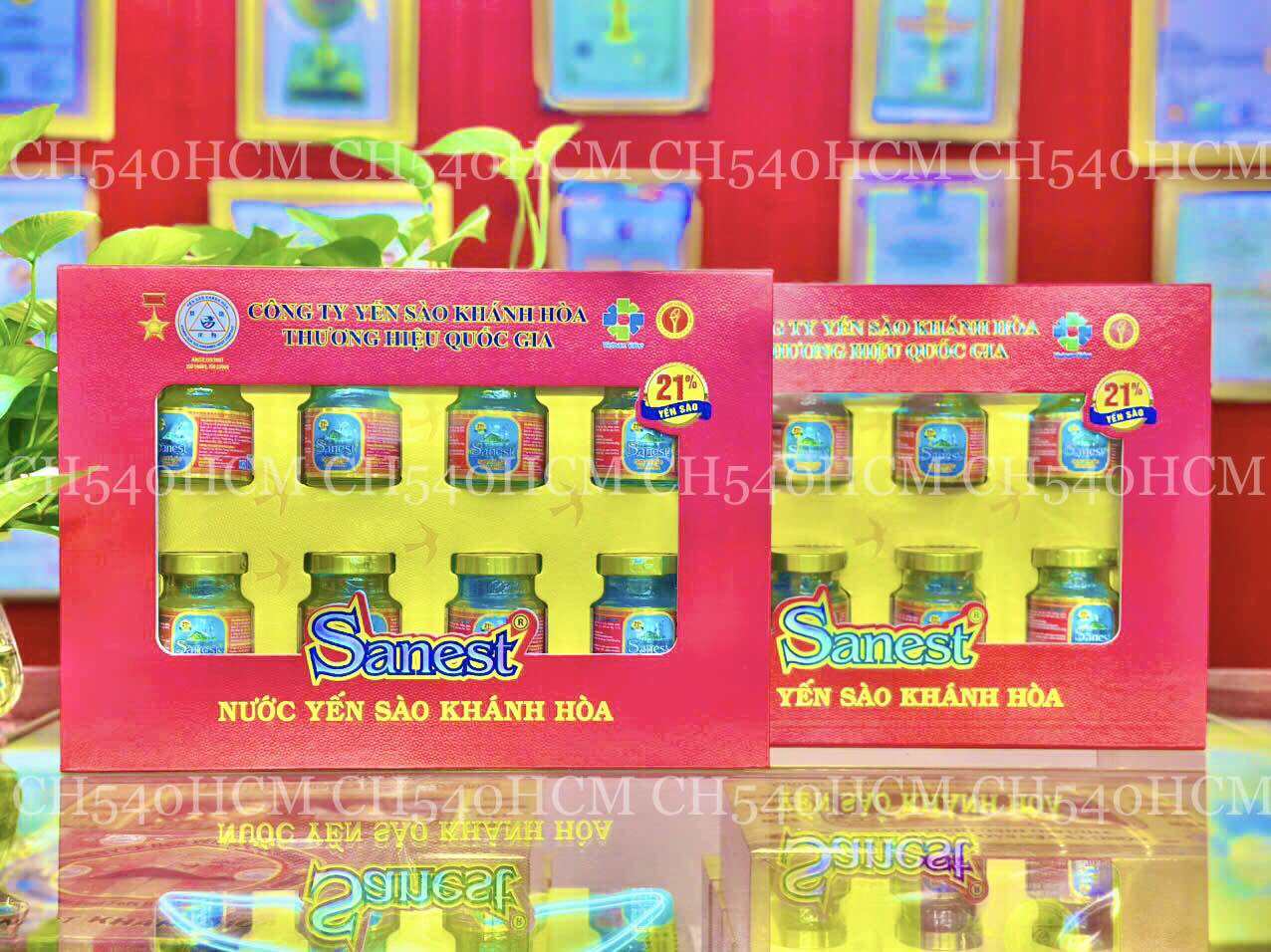 [Hộp Quà Tặng 8 Lọ]  NƯỚC YẾN SANEST 21% LỌ 70ML - 002H8QT