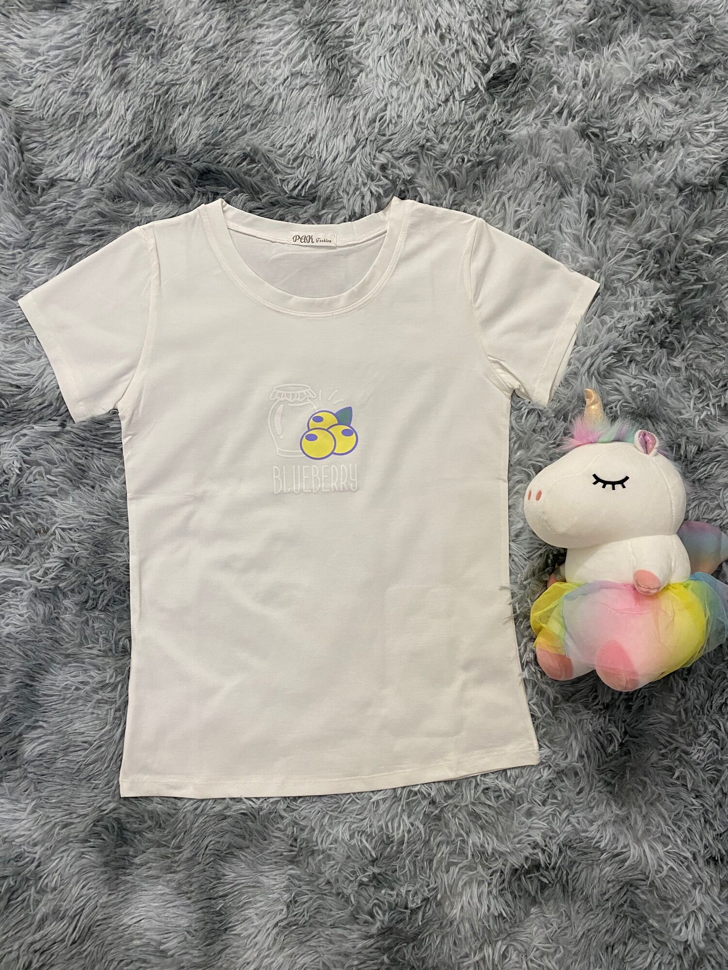 Áo thun nữ basic form ôm cổ tròn cotton thun 4 chiều in hoạ tiết dễ thương