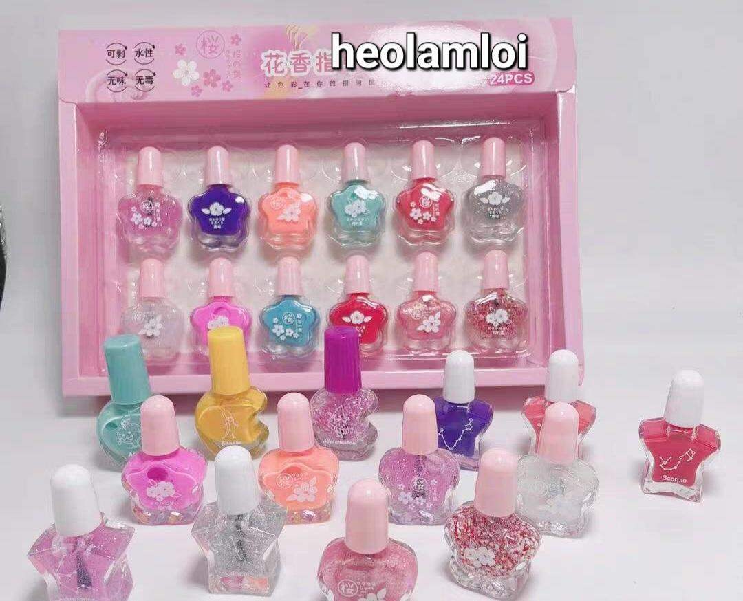 Sơn móng tay cho bé (bóc được nếu ko thích), mầu ngẫu nhiên ạ