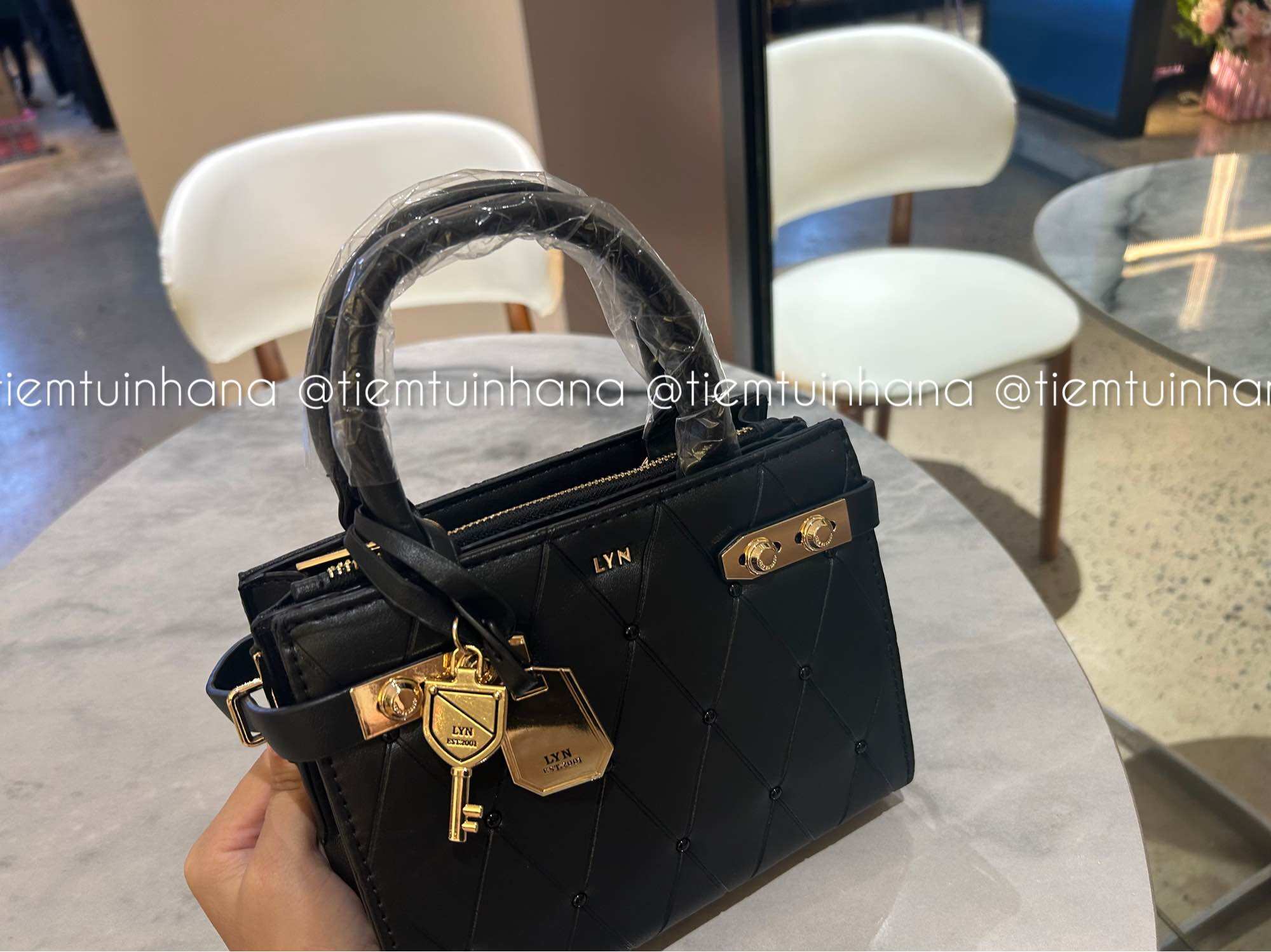 LYN FINESSTED BOXY| Lyn công sở sang 20cm