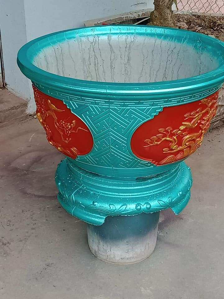 sơn ngoại thất màu đỏ chu chậu cảnh