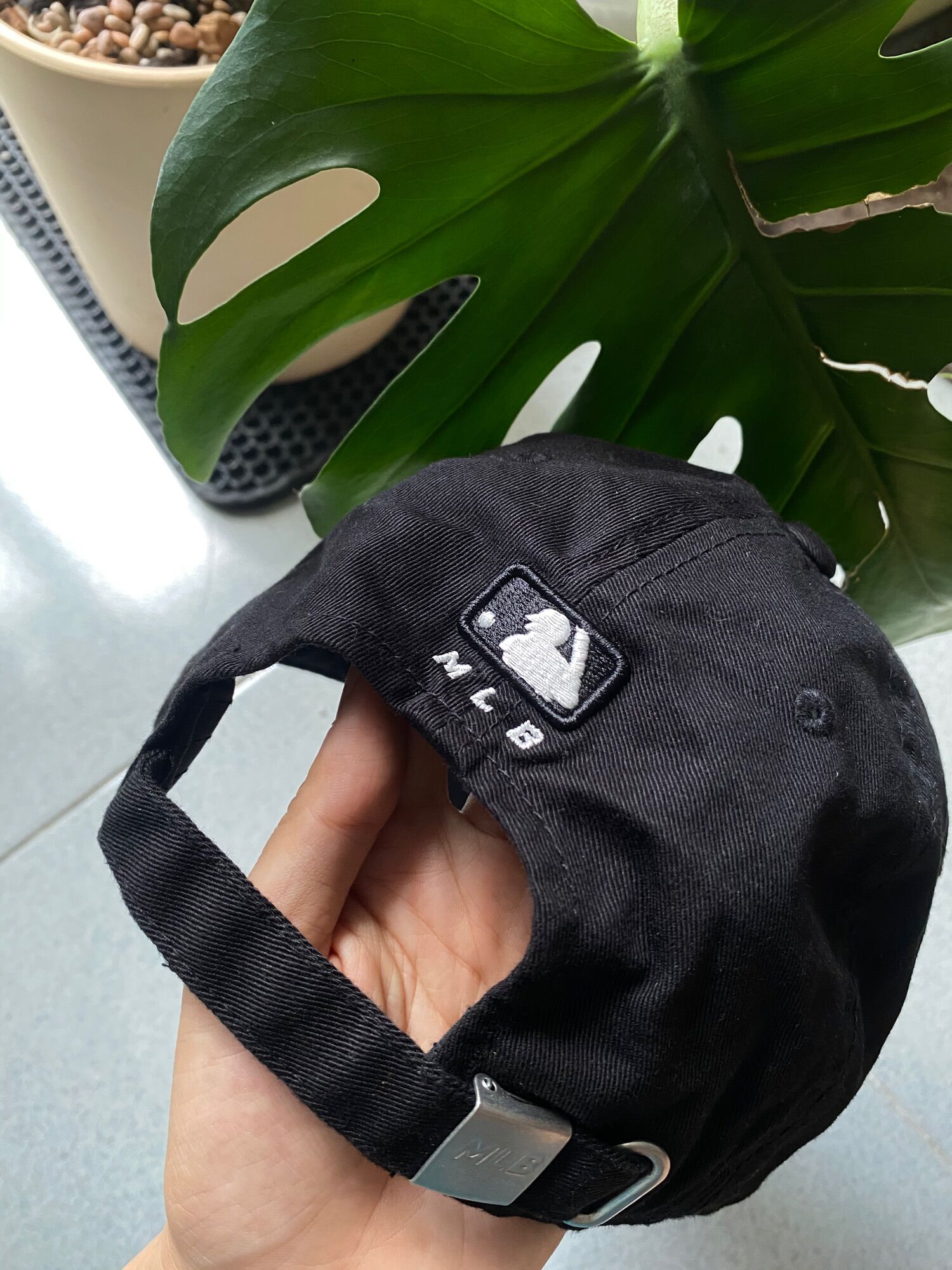 [Chính hãng authentic]Nón NY M.L.B màu đen lưỡi trai