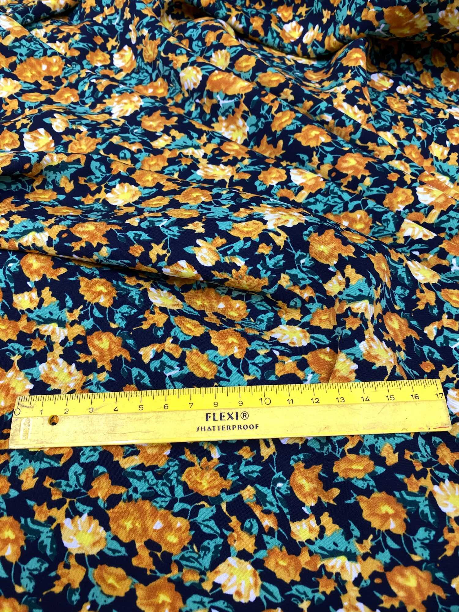 Vải lụa trượt hoa nhí may đầm bộ jumpsuit MS9728