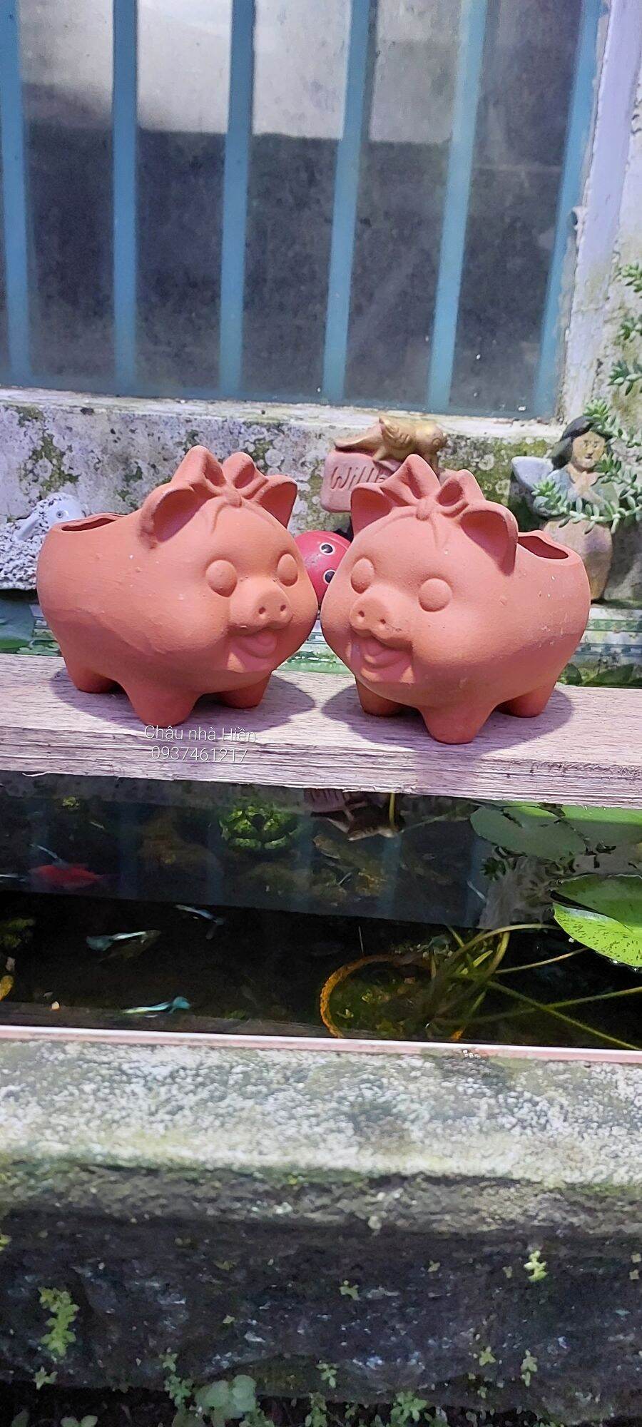 Chậu đất nung Bình Dương hình chú heo