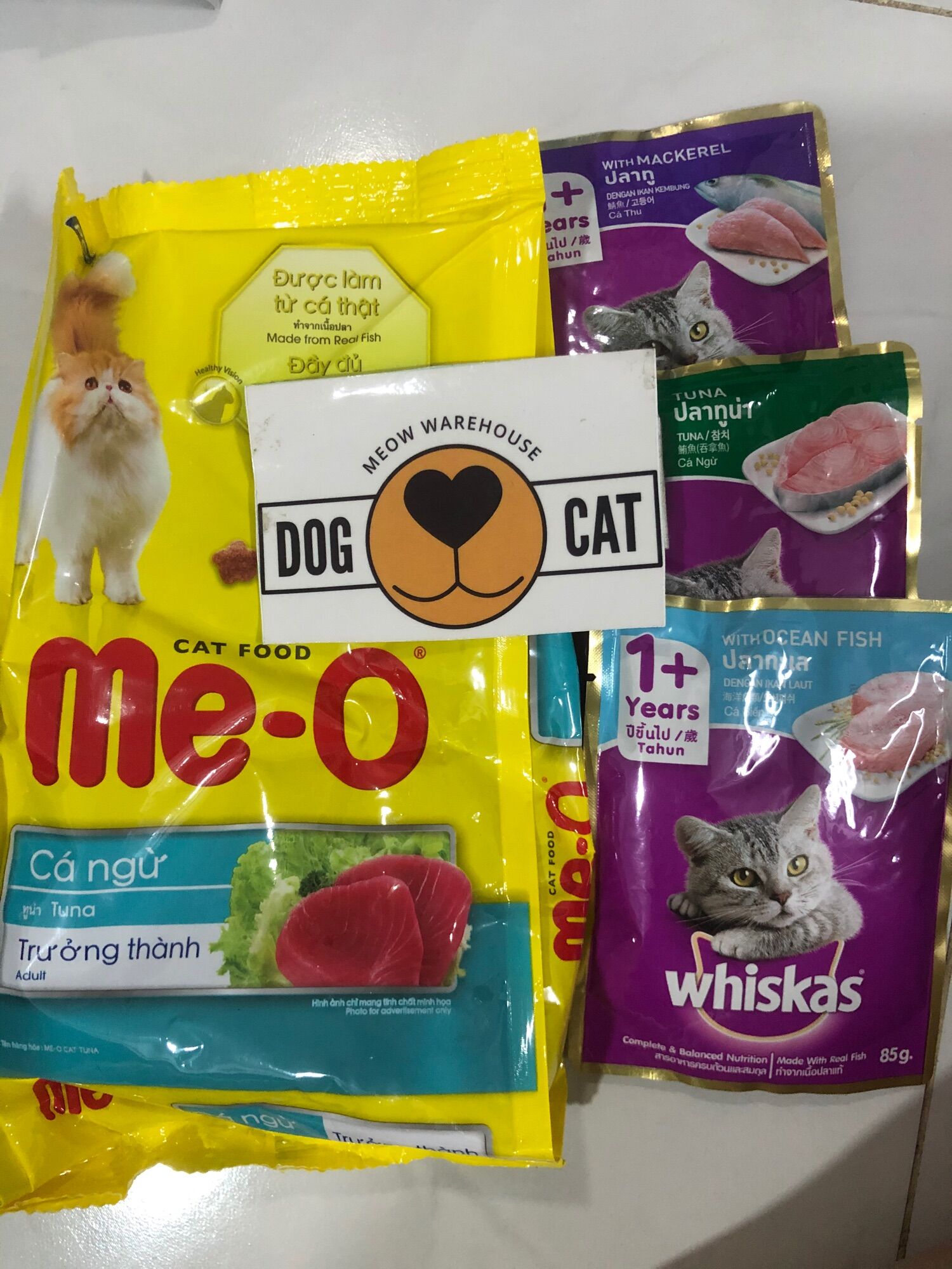 [HCM]Combo 4in1 hạt Me-o và pate whiskas gói 85gr cho mèo trưởng thành
