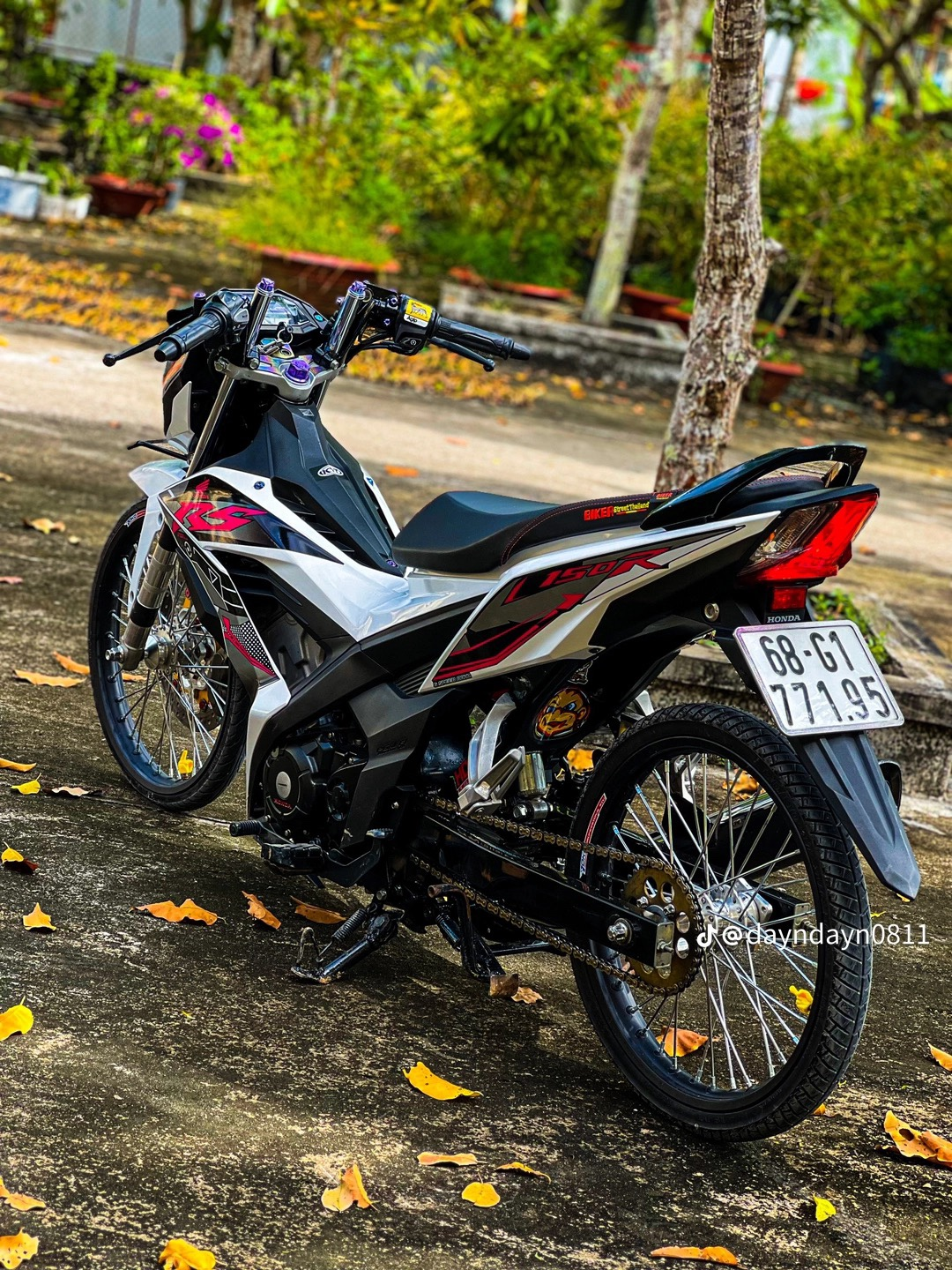 Tem rời sonic 150 trắng