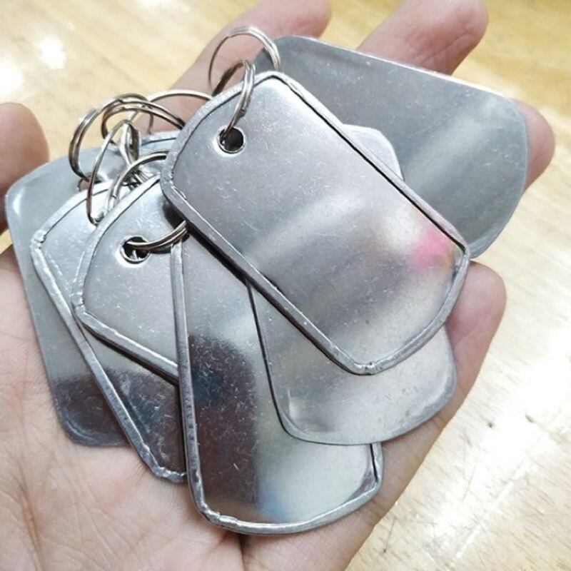 Thẻ Bài Kim Loại Cạo Gió