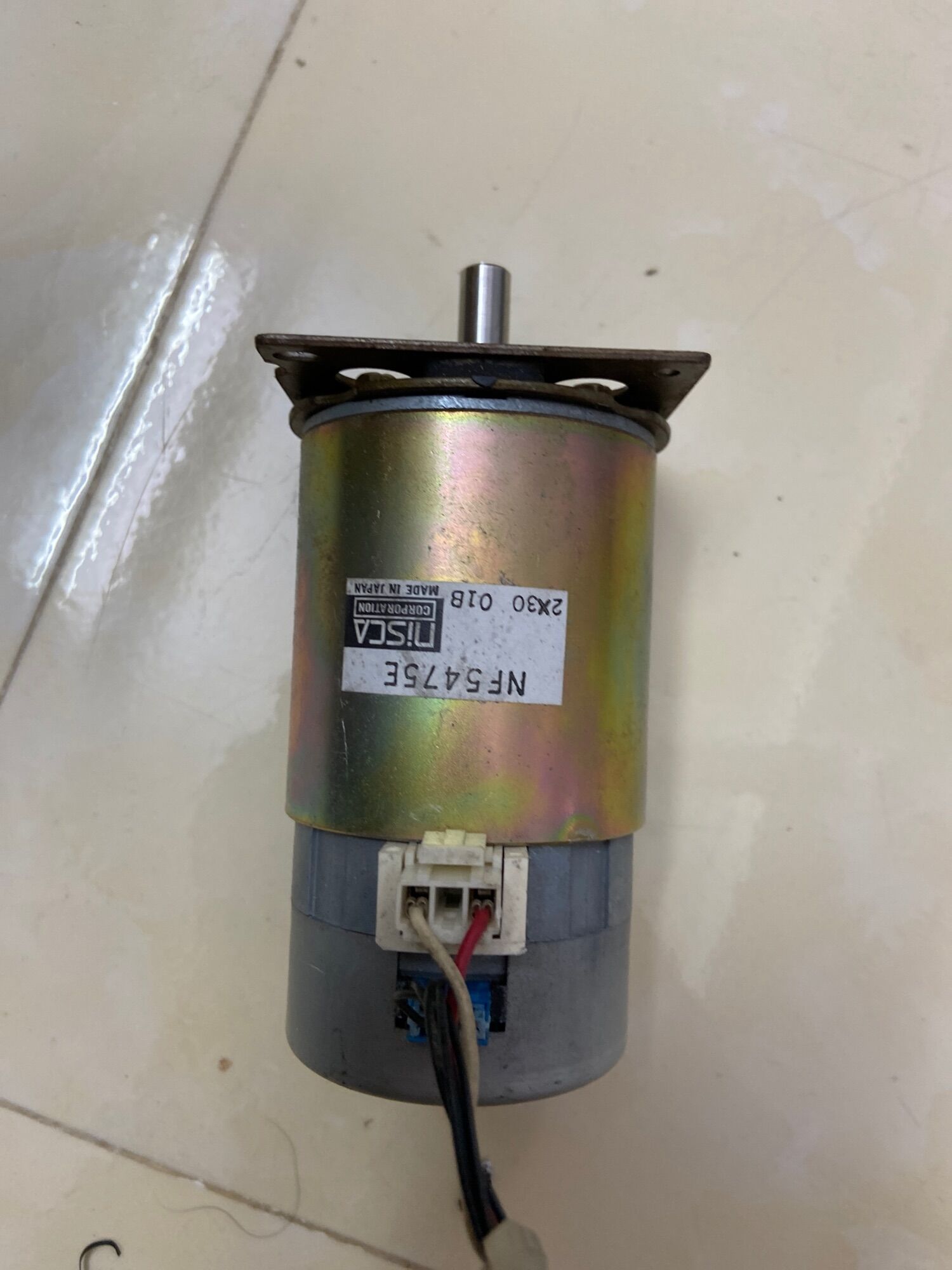 Động cơ chổi than DC 12V-24v Servo NISCA NF5475 encoder (Made in Japan) trục 8mm