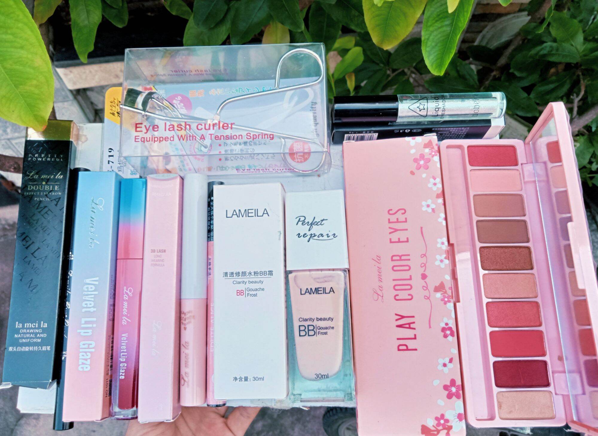 Bộ trang điểm 7 đến 9 món/ makeup cá nhân/ bộ mĩ phẩm