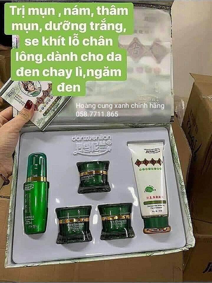 Kem hoàng cung xanh chính hãng giá sale sốc ✔Làm trắng hồng da kể cả da ngăm đen chai lì ✔Xoá mờ thâm mụn nám da tàn nhang… ✔Giảm mụn và ngừa mụn ✔Căng bóng da cải thiện da khô hay da dầu. Se khít chân lông. Chống lão hoá sớm ✔Cung cấp dưỡng chất