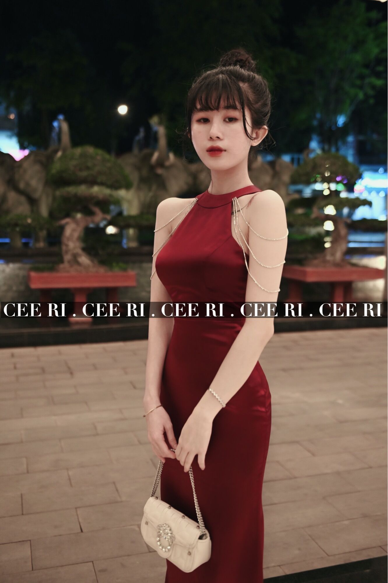 ( ẢNH THẬT - CHÍNH CHỦ CEE RI ) Váy lụa form dài choàng dây đá cao cấp