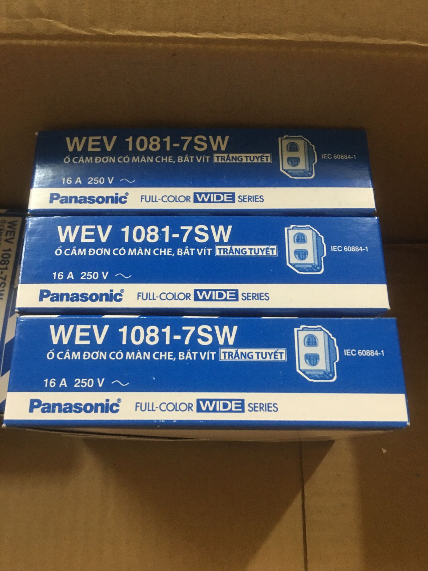 10 hạt ổ cắm Panasonic Wide hạt to