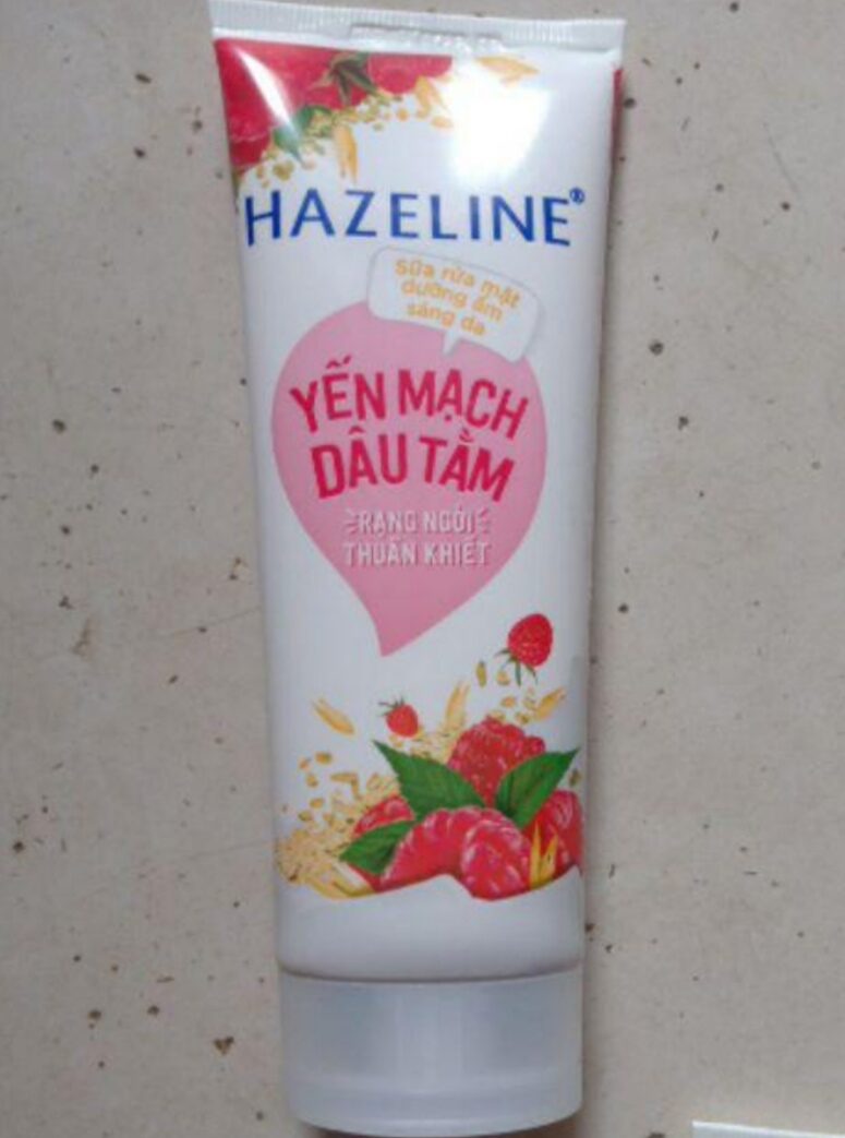 SỮA RỮA MẶT HAZELINE
