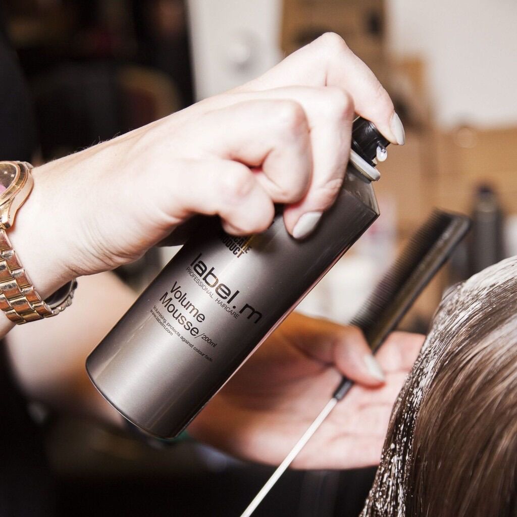 KEM BỌT TẠO PHỒNG LABEL.M VOLUME MOUSSE 200ML