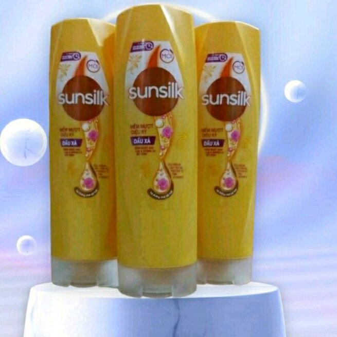 DẦU XẢ SIÊU MƯỢT TÓC SUNSILK 320G TỪ TINH DẦU THIÊN NHIÊN